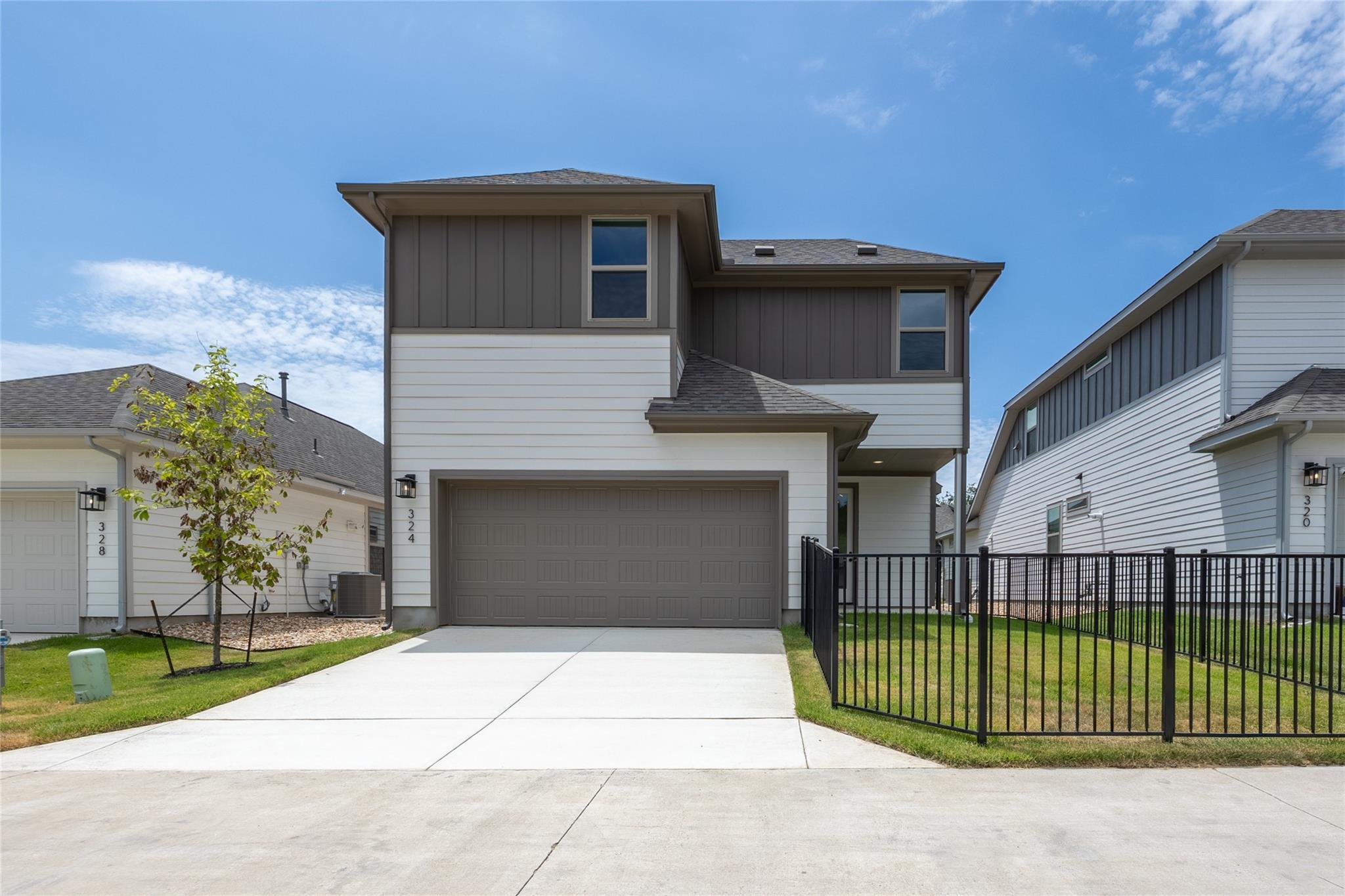 324 Orleanian Dr, Buda, TX 78610