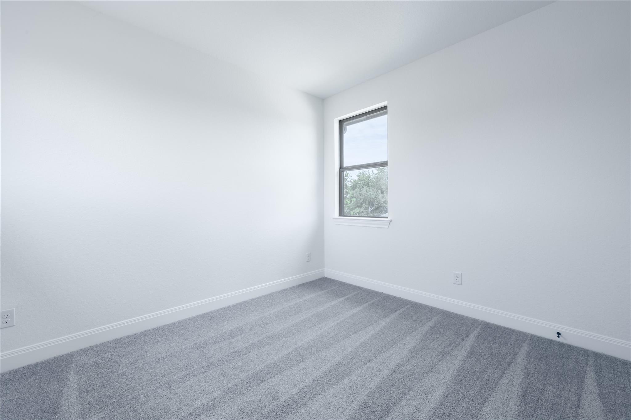 324 Orleanian Dr, Buda, TX 78610