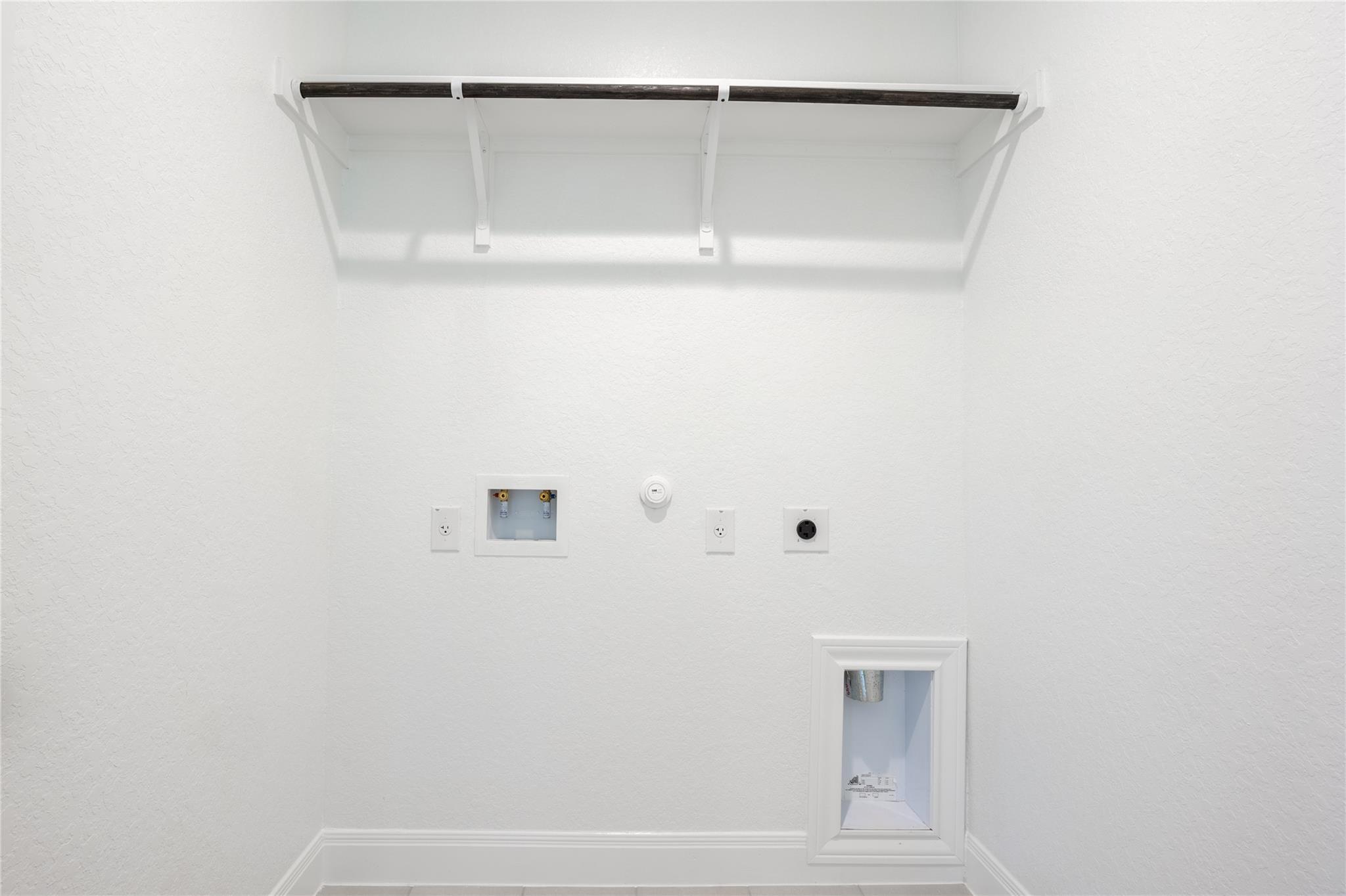 324 Orleanian Dr, Buda, TX 78610