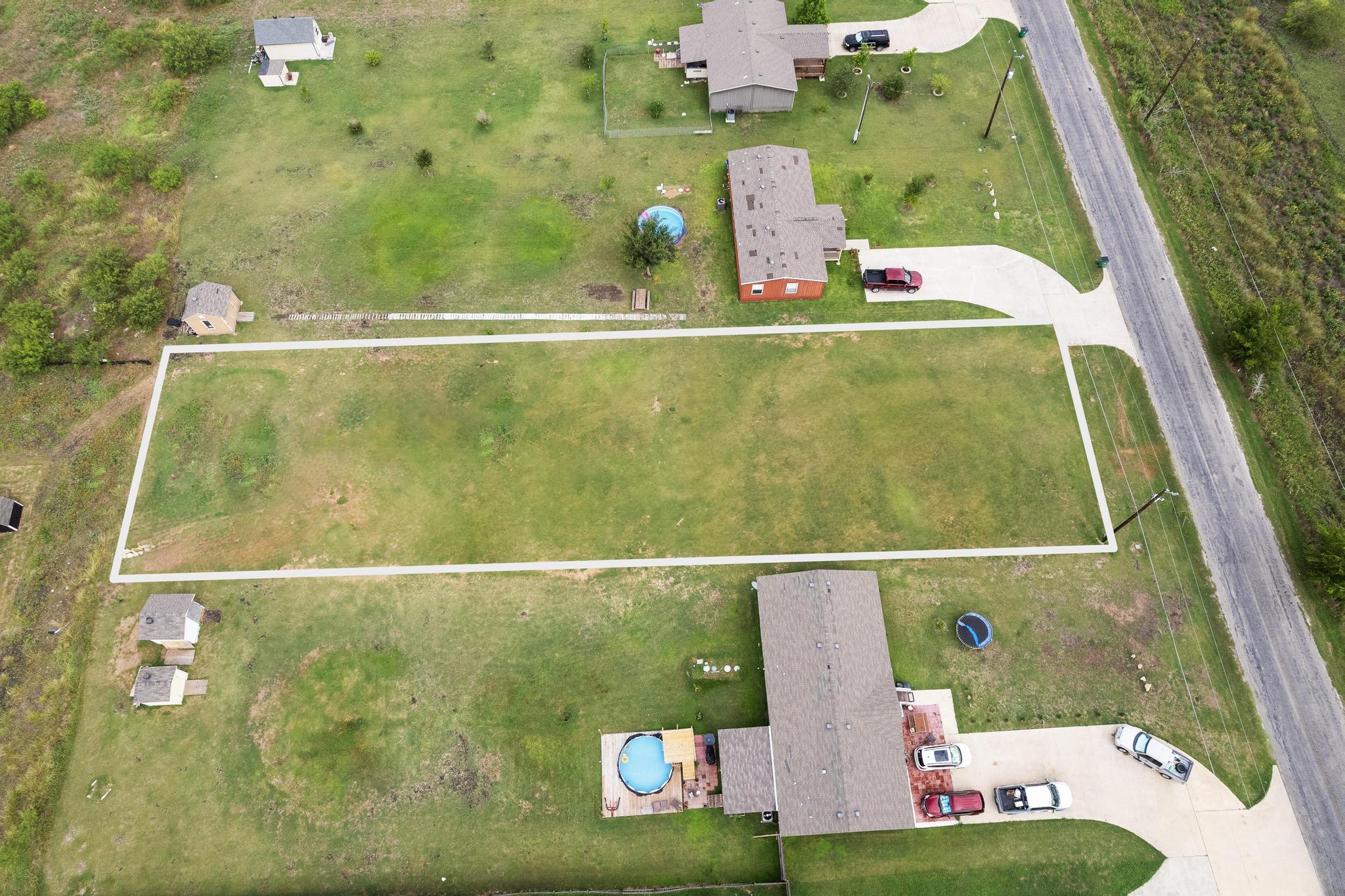 2874 Cotton Gin Rd, Uhland, TX 78640