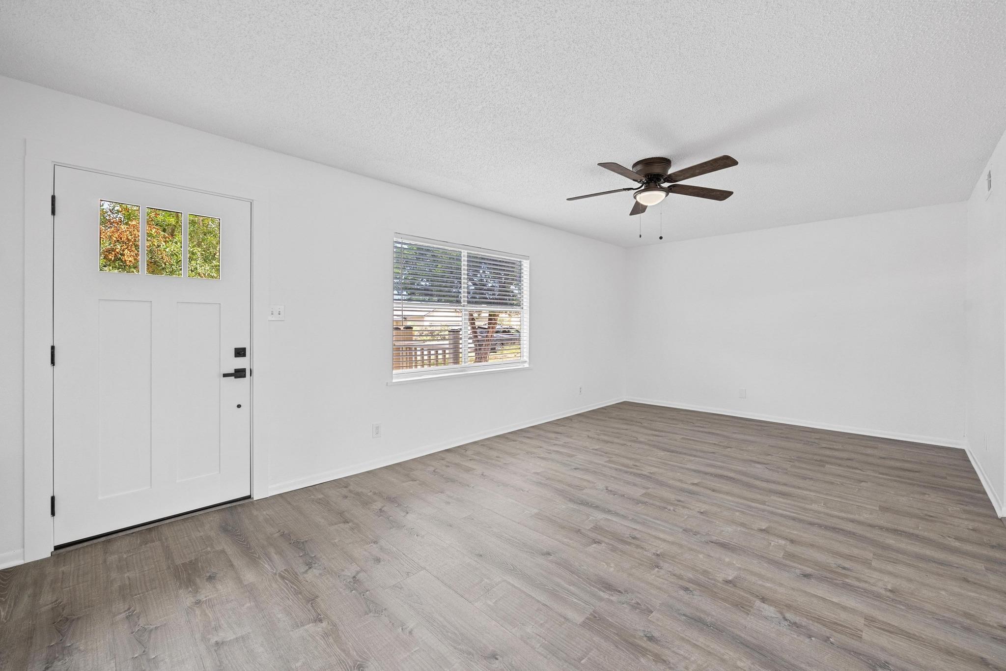 5211 Thunderbird Rd # A, Lago Vista, TX 78645