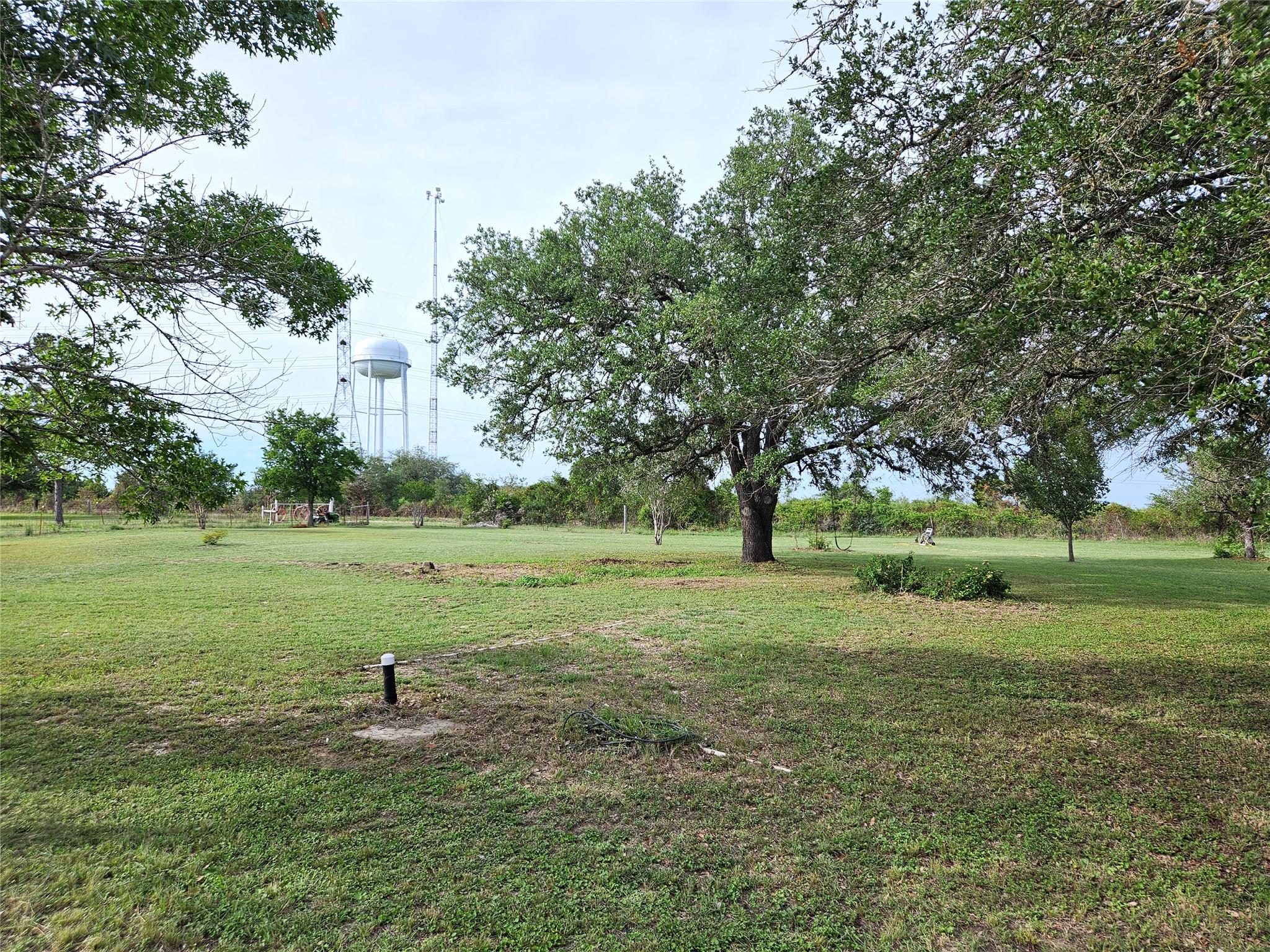 596 Seminole Trl, Lytton Springs, TX 78616