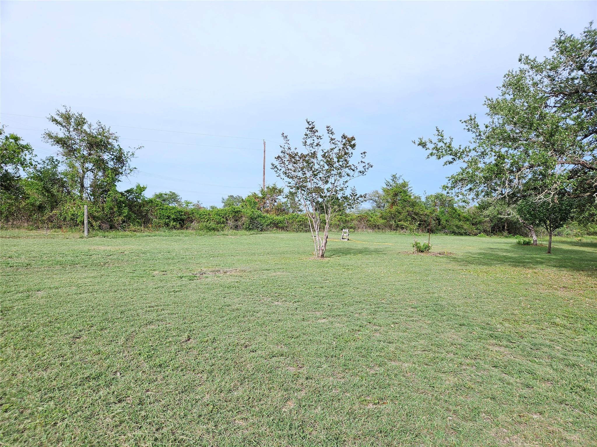 596 Seminole Trl, Lytton Springs, TX 78616