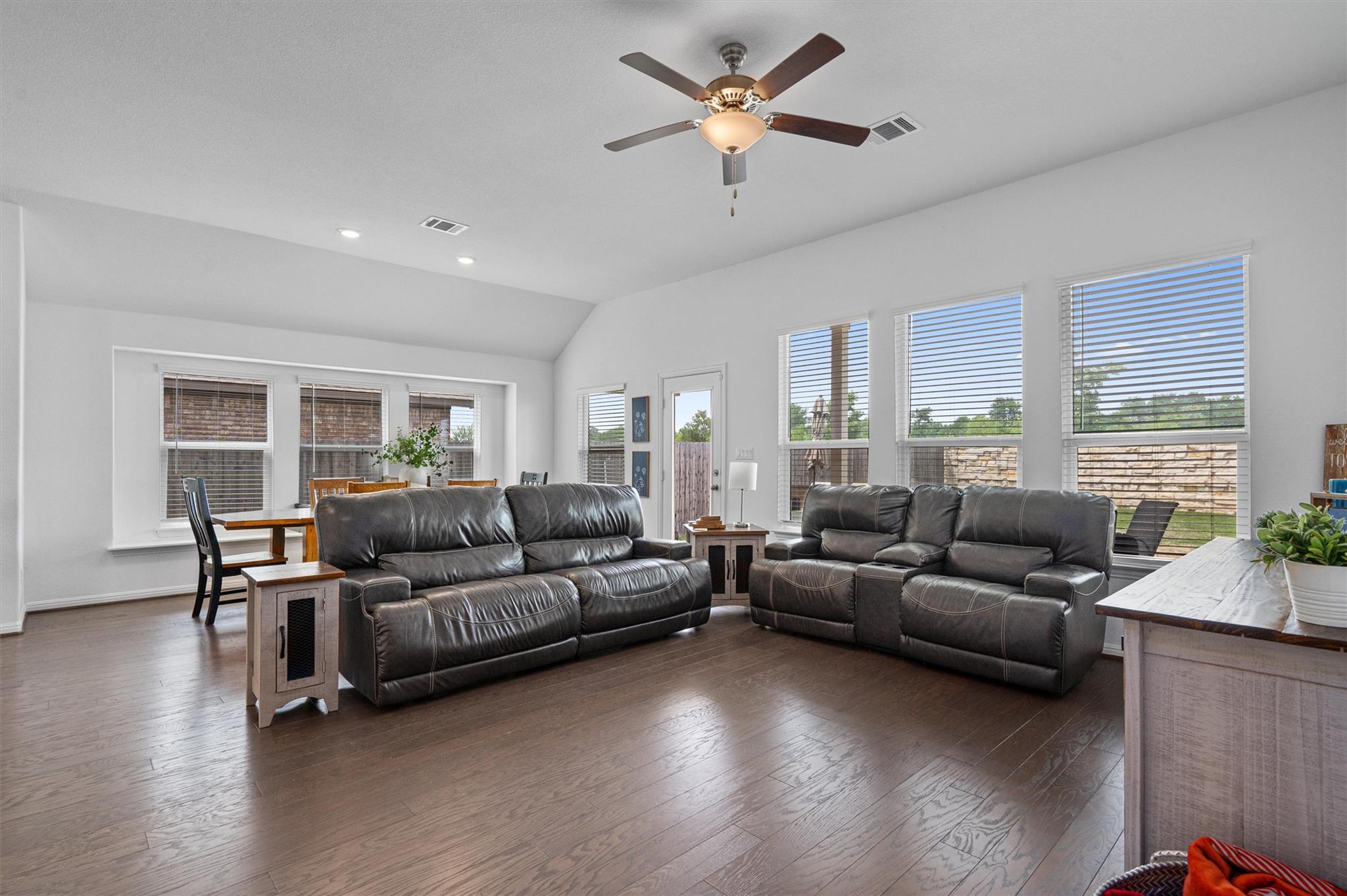 600 Spurlock Way, Liberty Hill, TX 78642