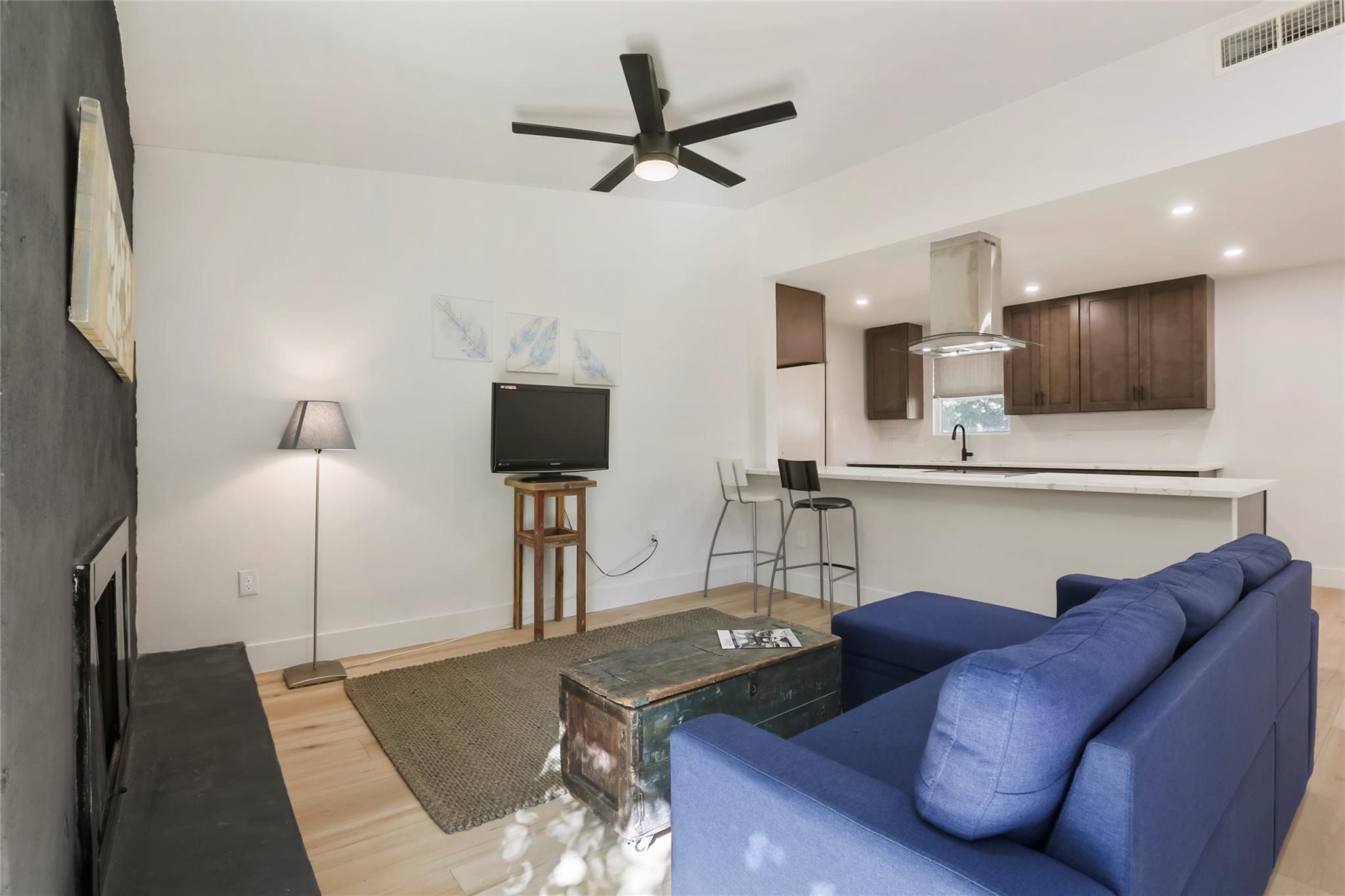 10410 Quail Ridge Dr, Austin, TX 78758