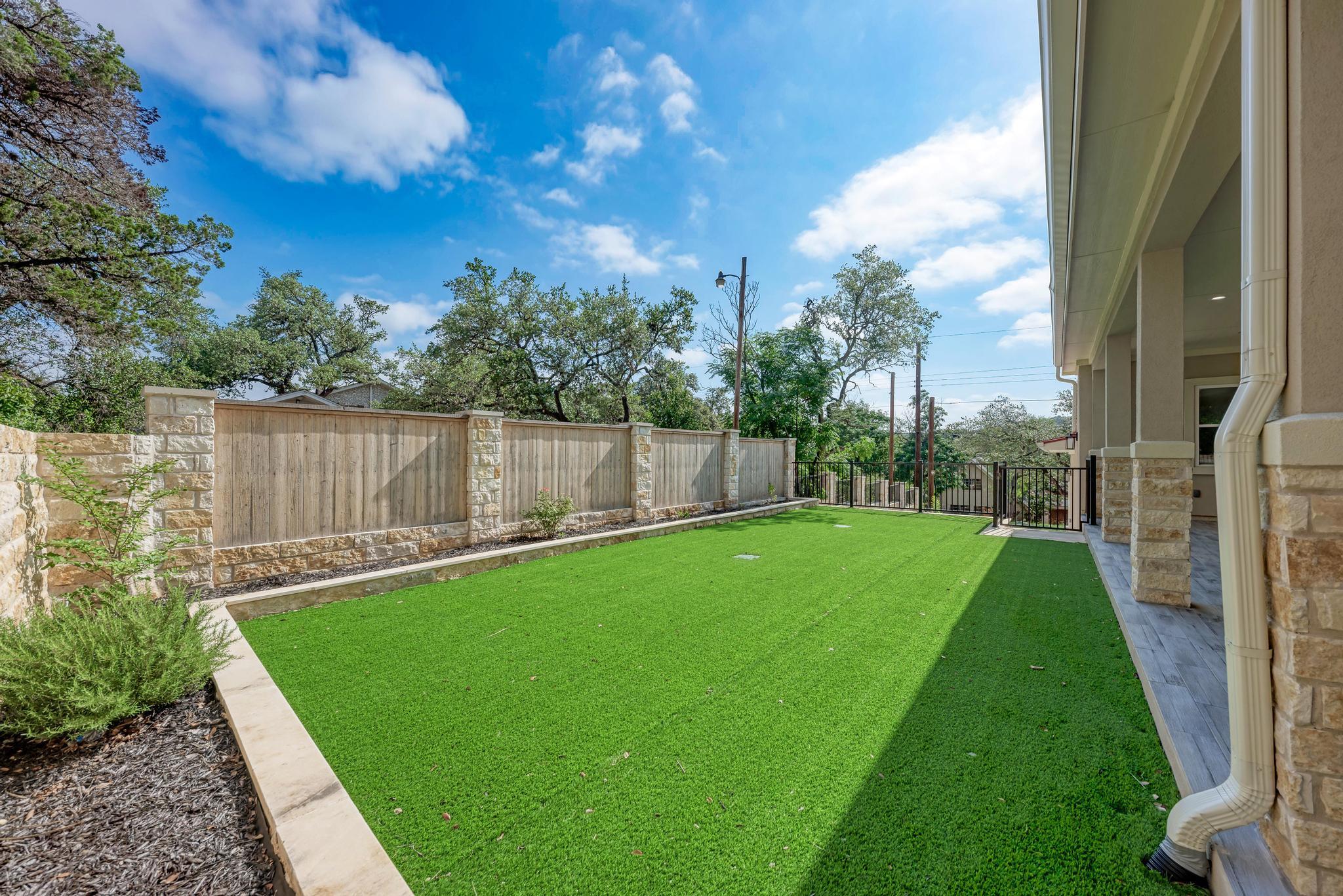 13201 Mansfield Dr, Austin, TX 78732