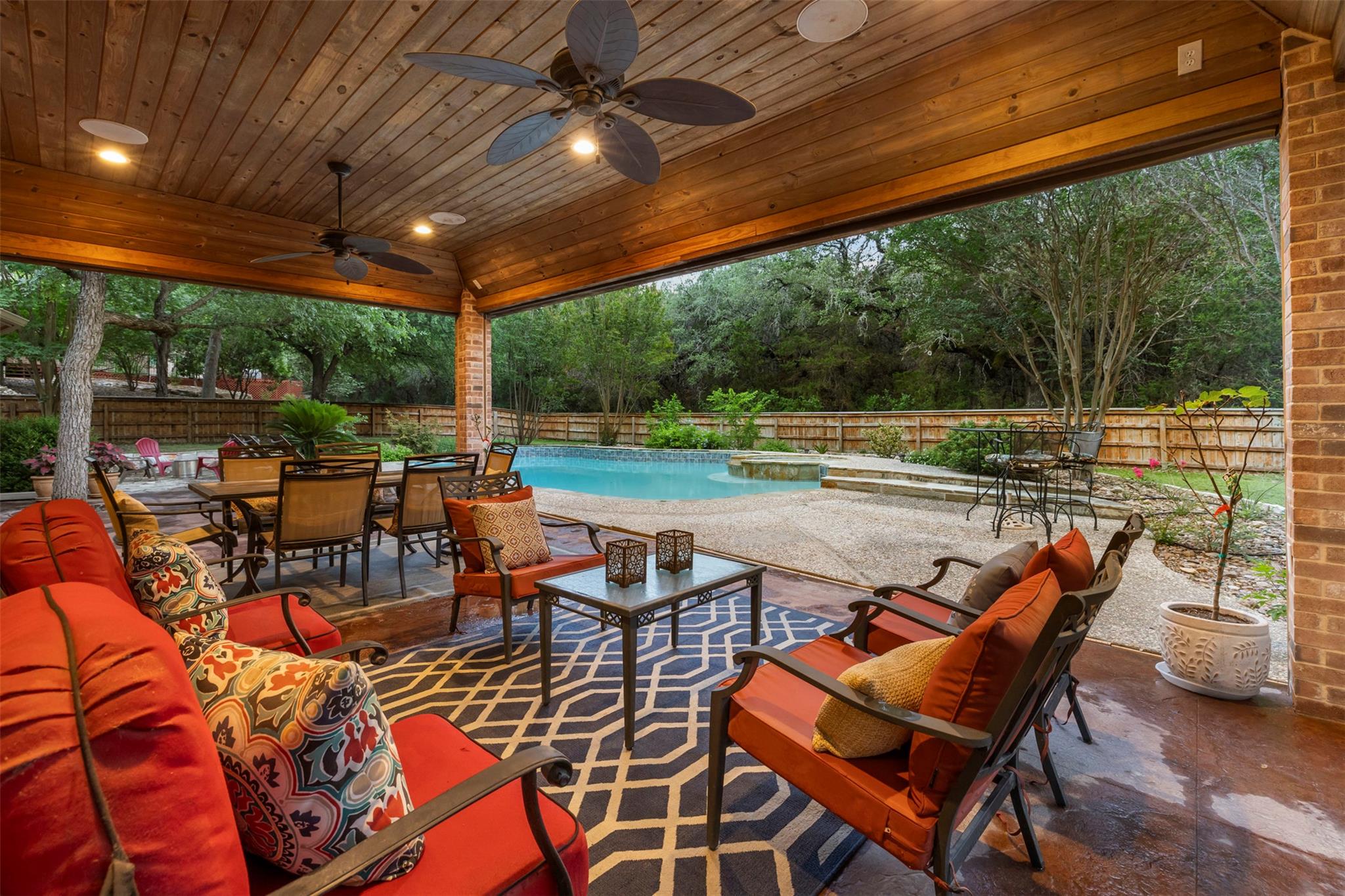 9920 Michelle Hl, Garden Ridge, TX 78266