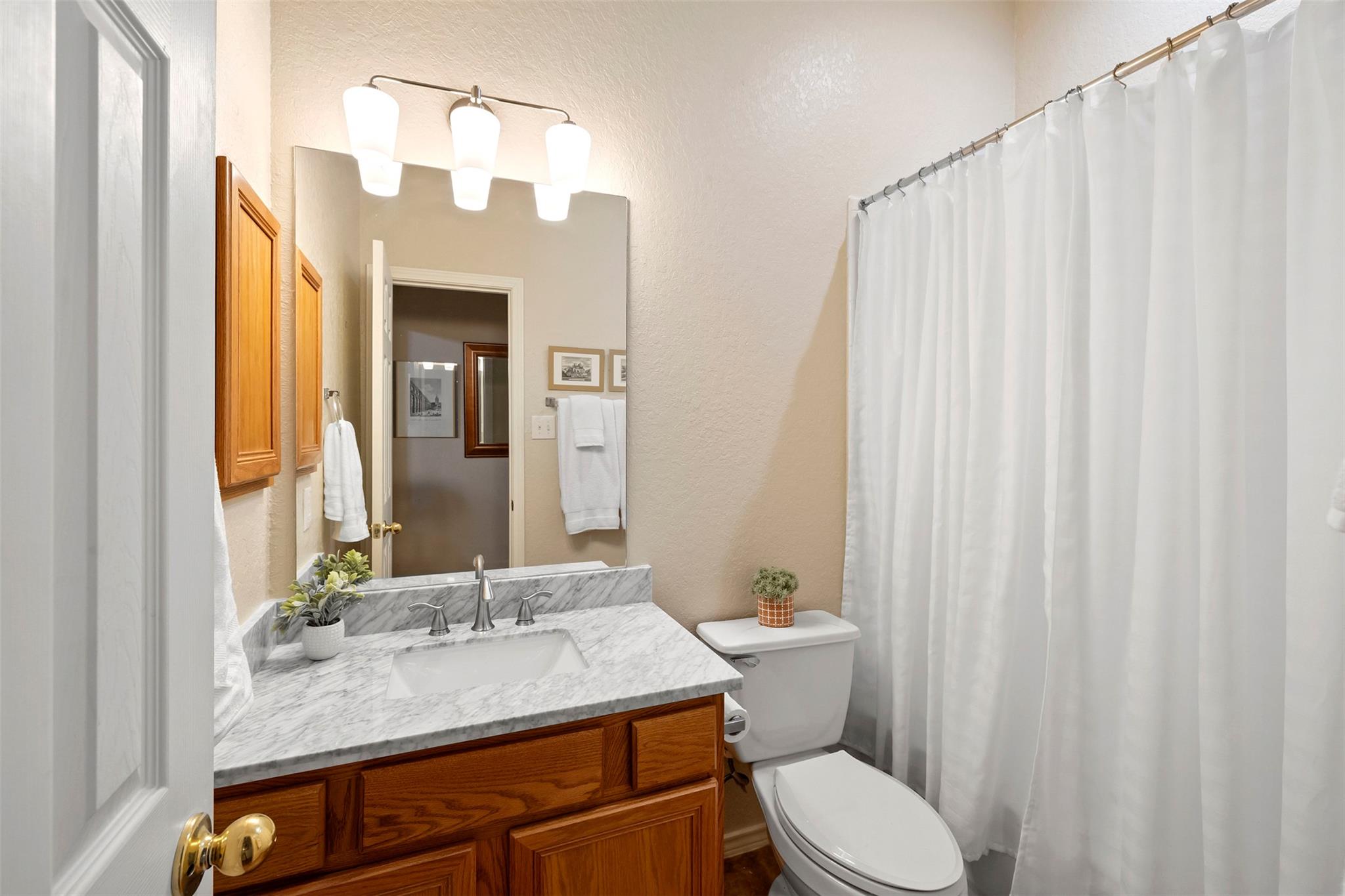 9920 Michelle Hl, Garden Ridge, TX 78266