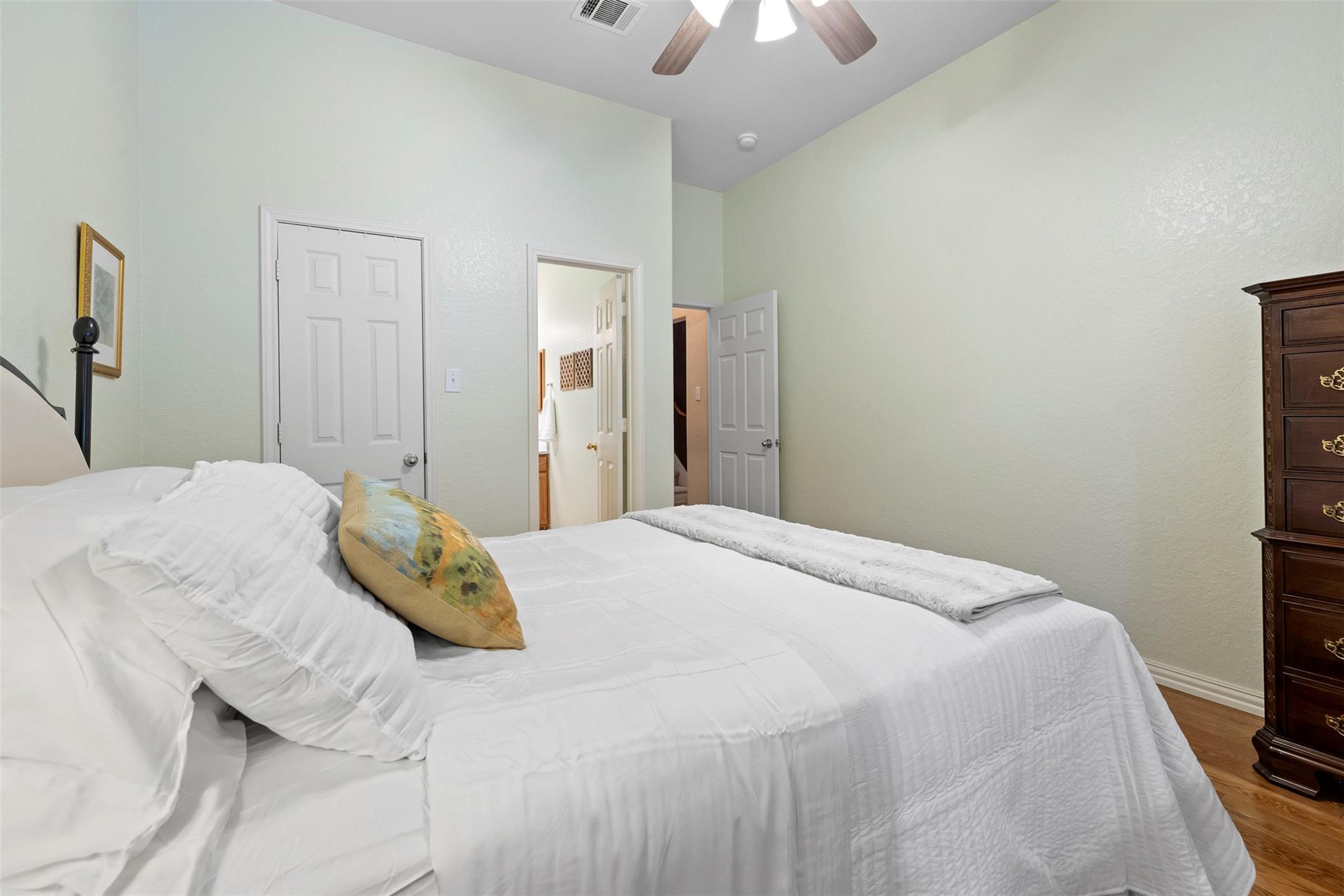 9920 Michelle Hl, Garden Ridge, TX 78266