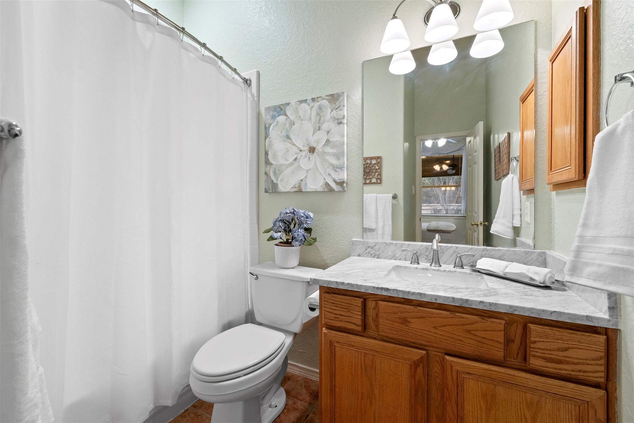 9920 Michelle Hl, Garden Ridge, TX 78266
