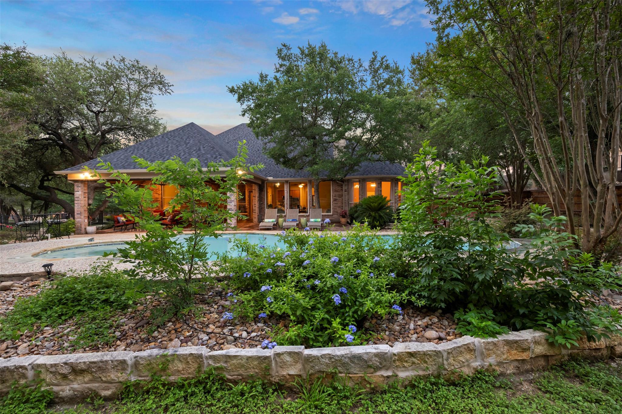 9920 Michelle Hl, Garden Ridge, TX 78266