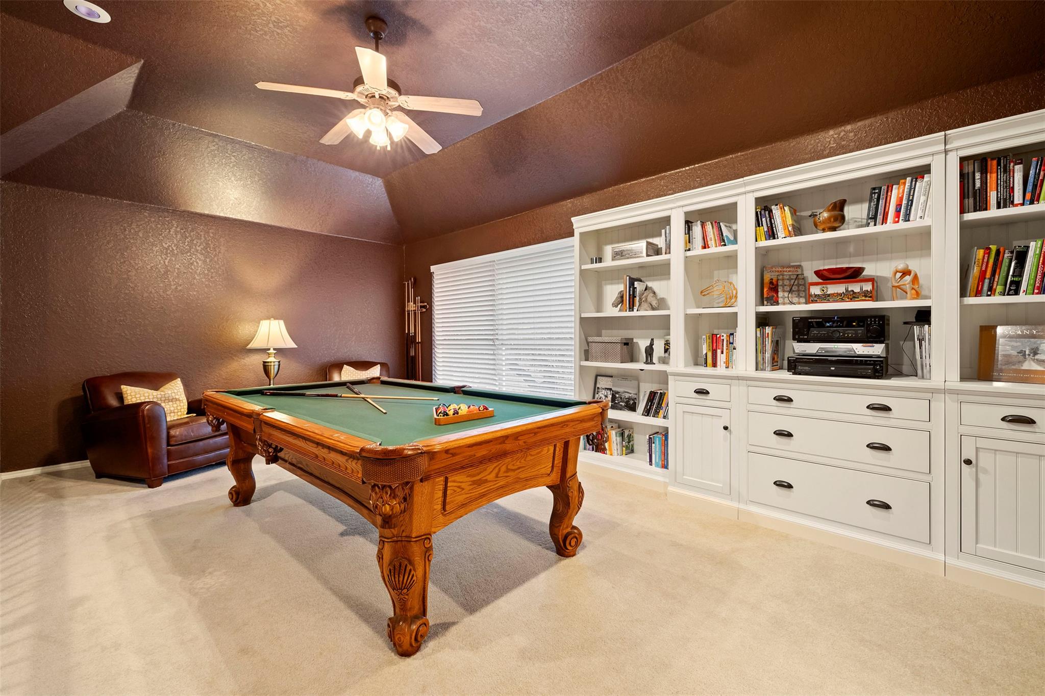 9920 Michelle Hl, Garden Ridge, TX 78266