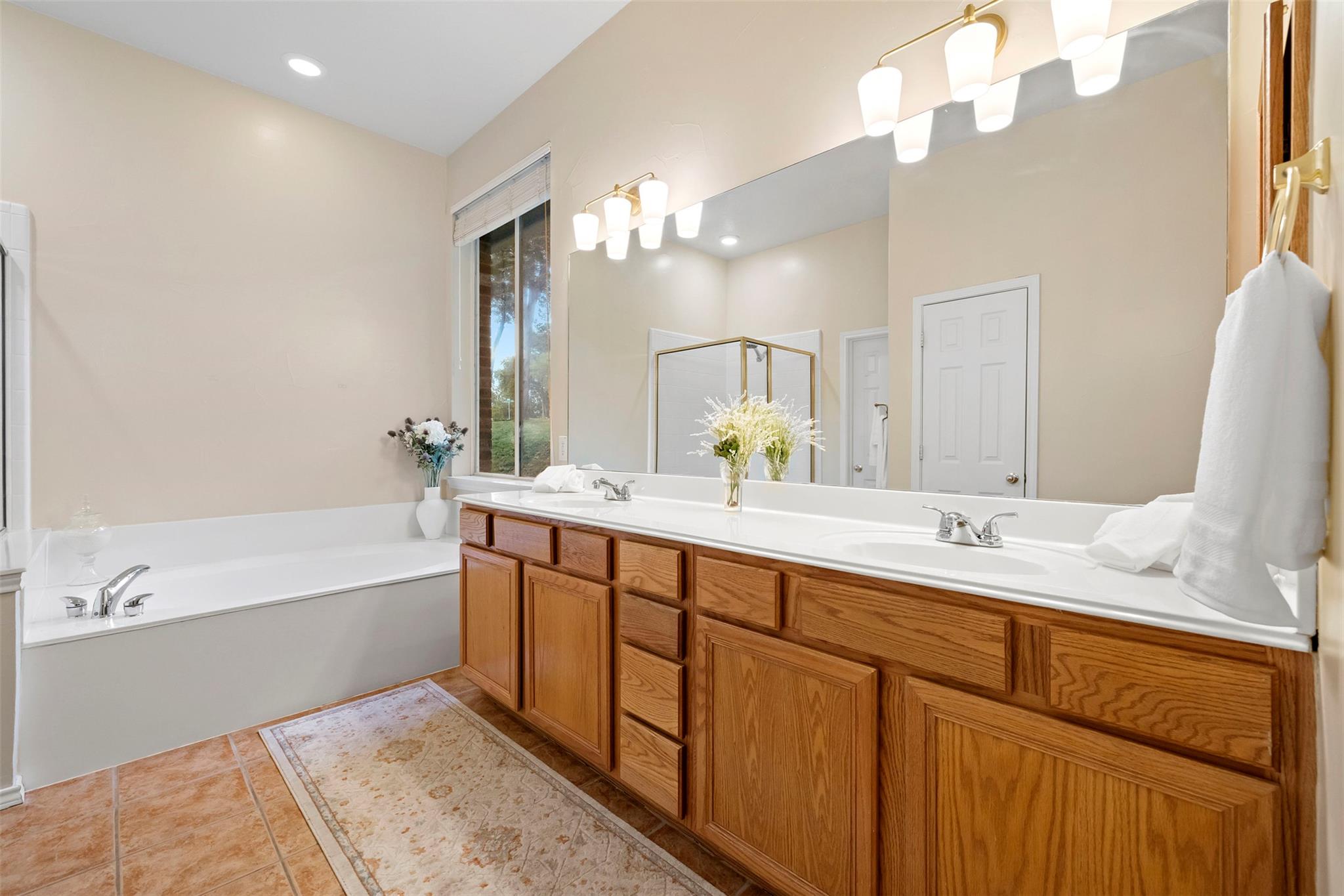 9920 Michelle Hl, Garden Ridge, TX 78266