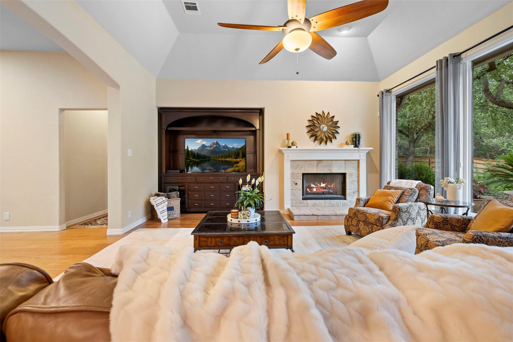 9920 Michelle Hl, Garden Ridge, TX 78266