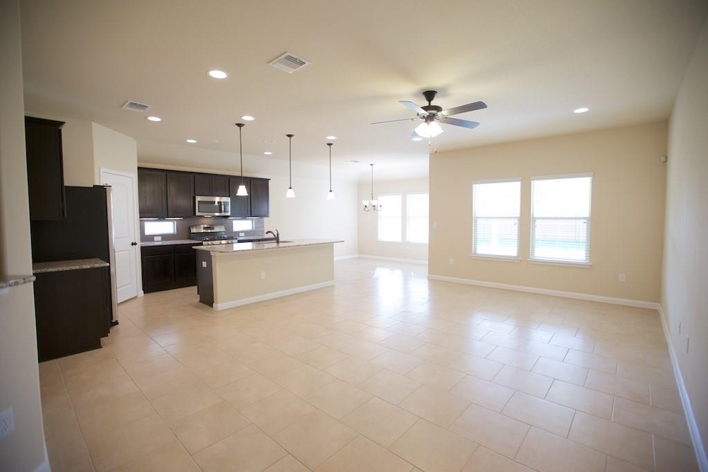 621 Joppa Rd, Leander, TX 78641