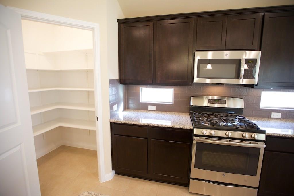 621 Joppa Rd, Leander, TX 78641