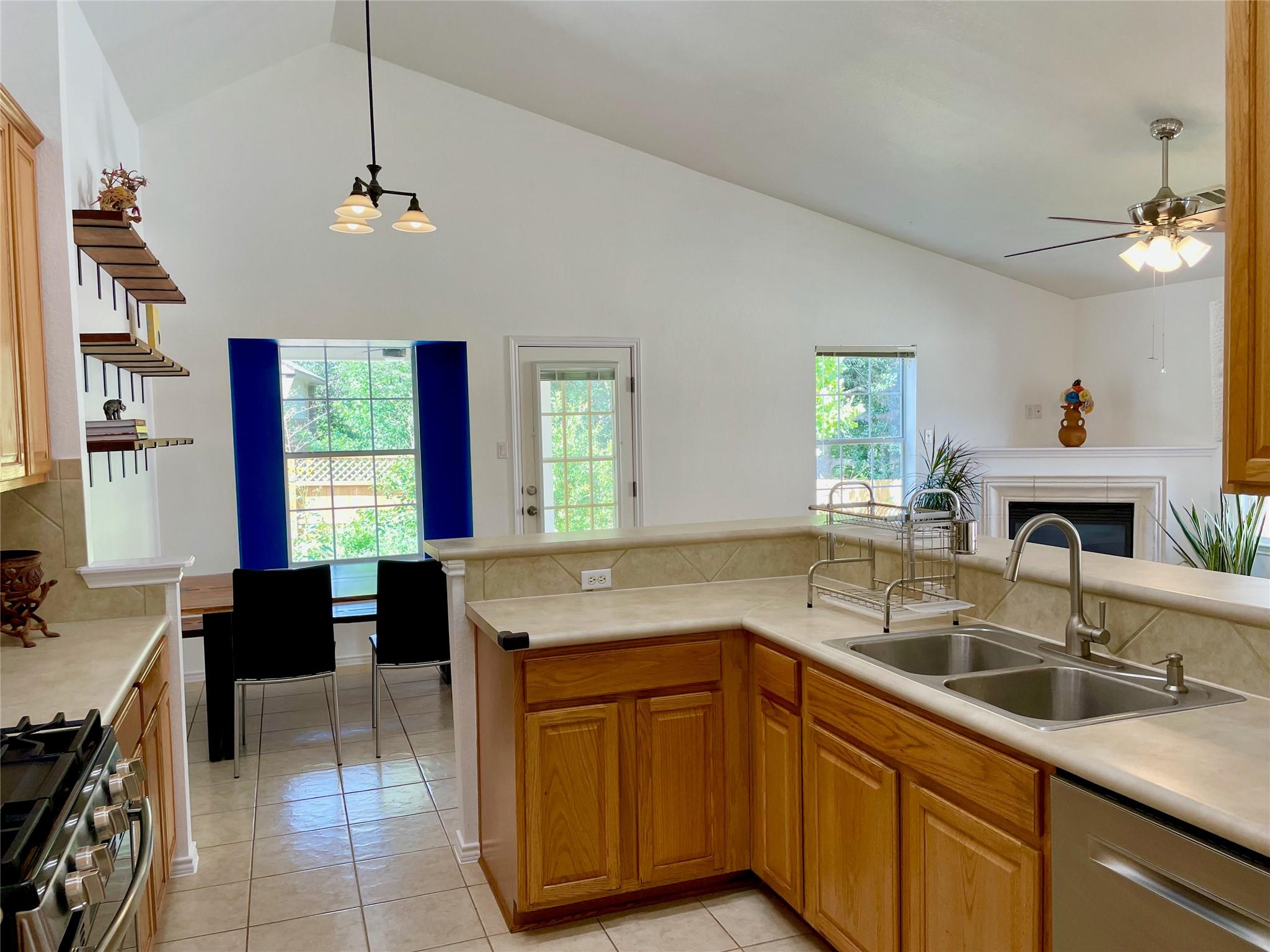 2904 Belgrave Falls Ln, Austin, TX 78748