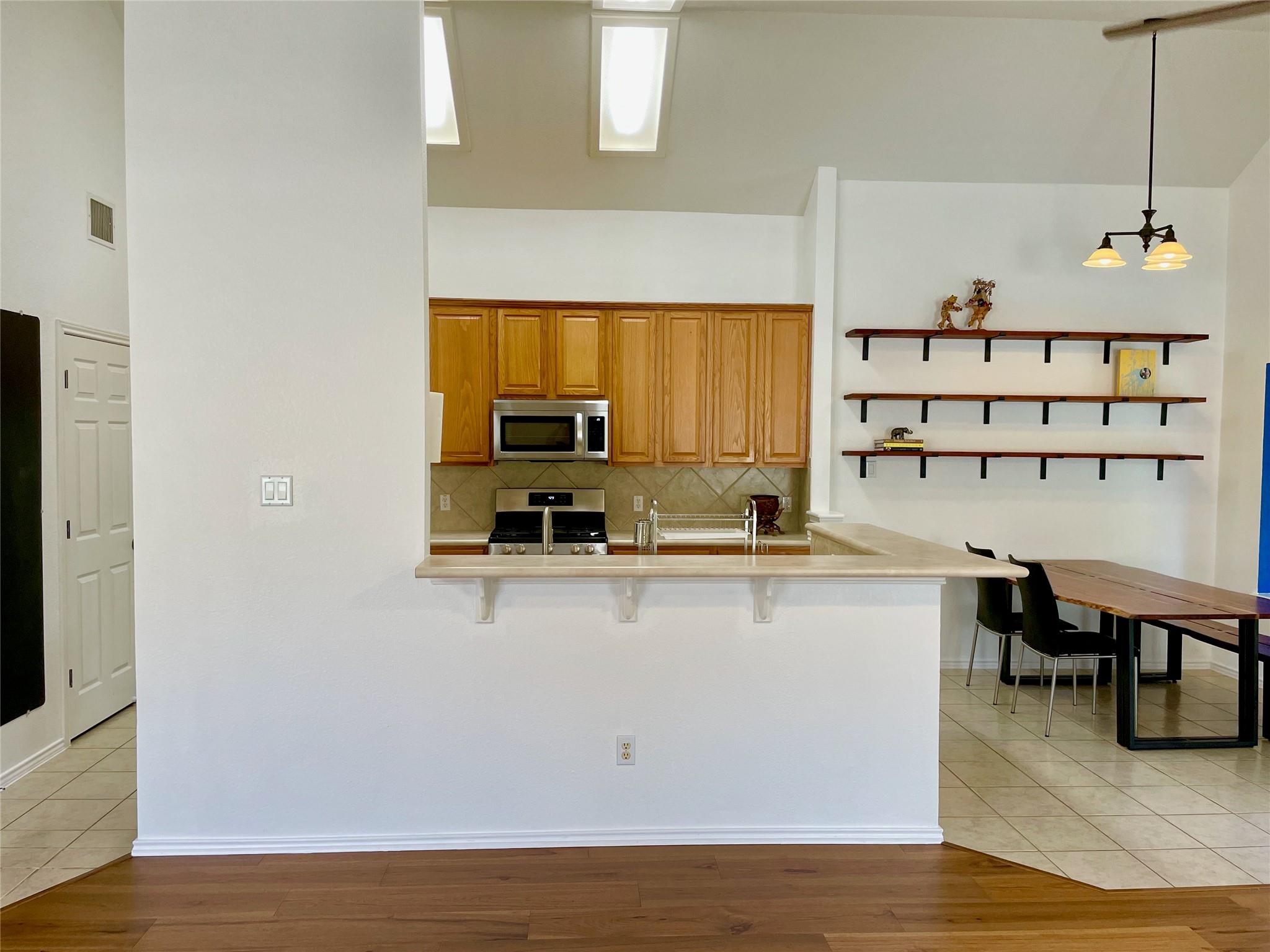 2904 Belgrave Falls Ln, Austin, TX 78748