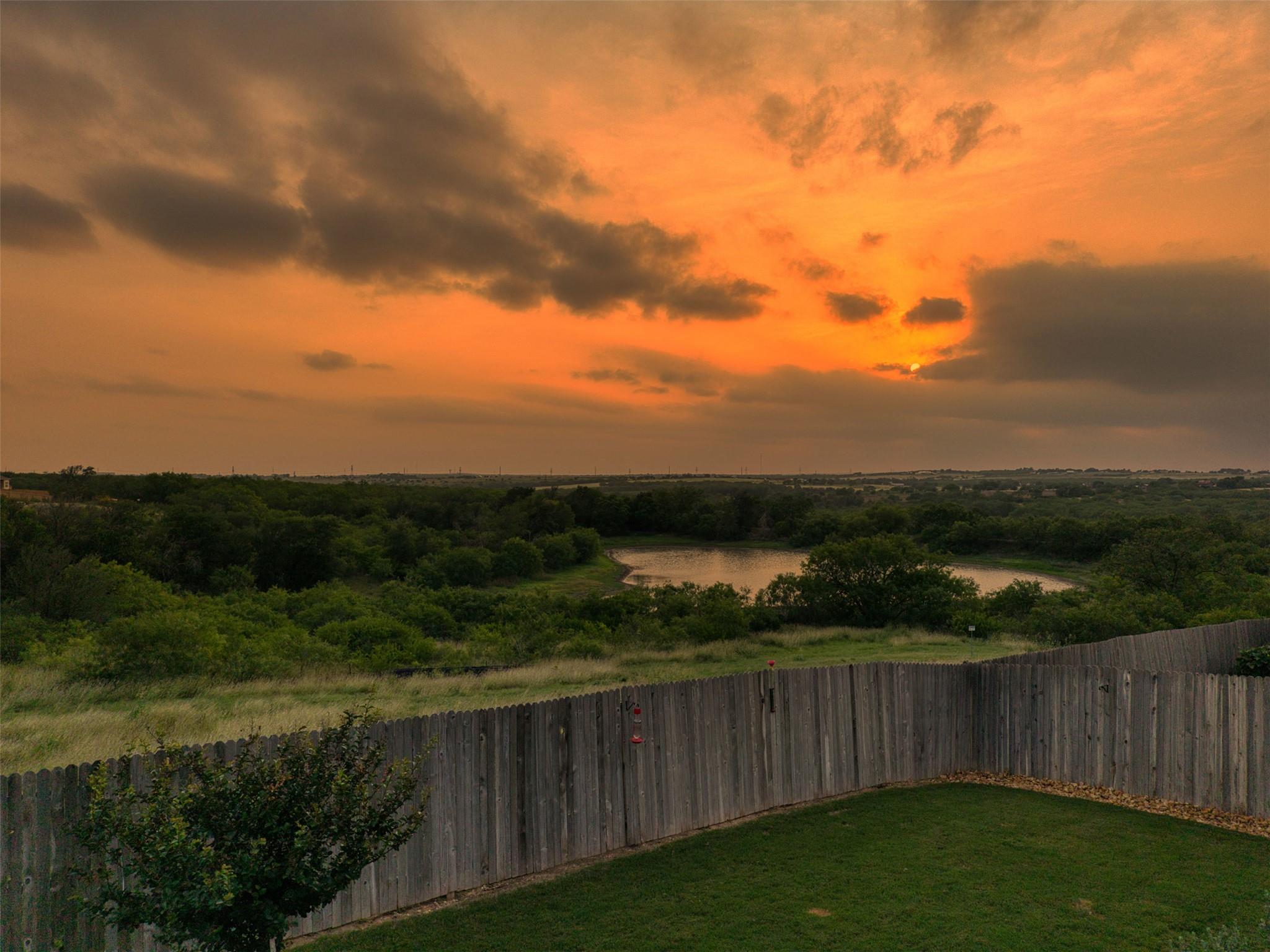 700 Ridge View, Seguin, TX 78155