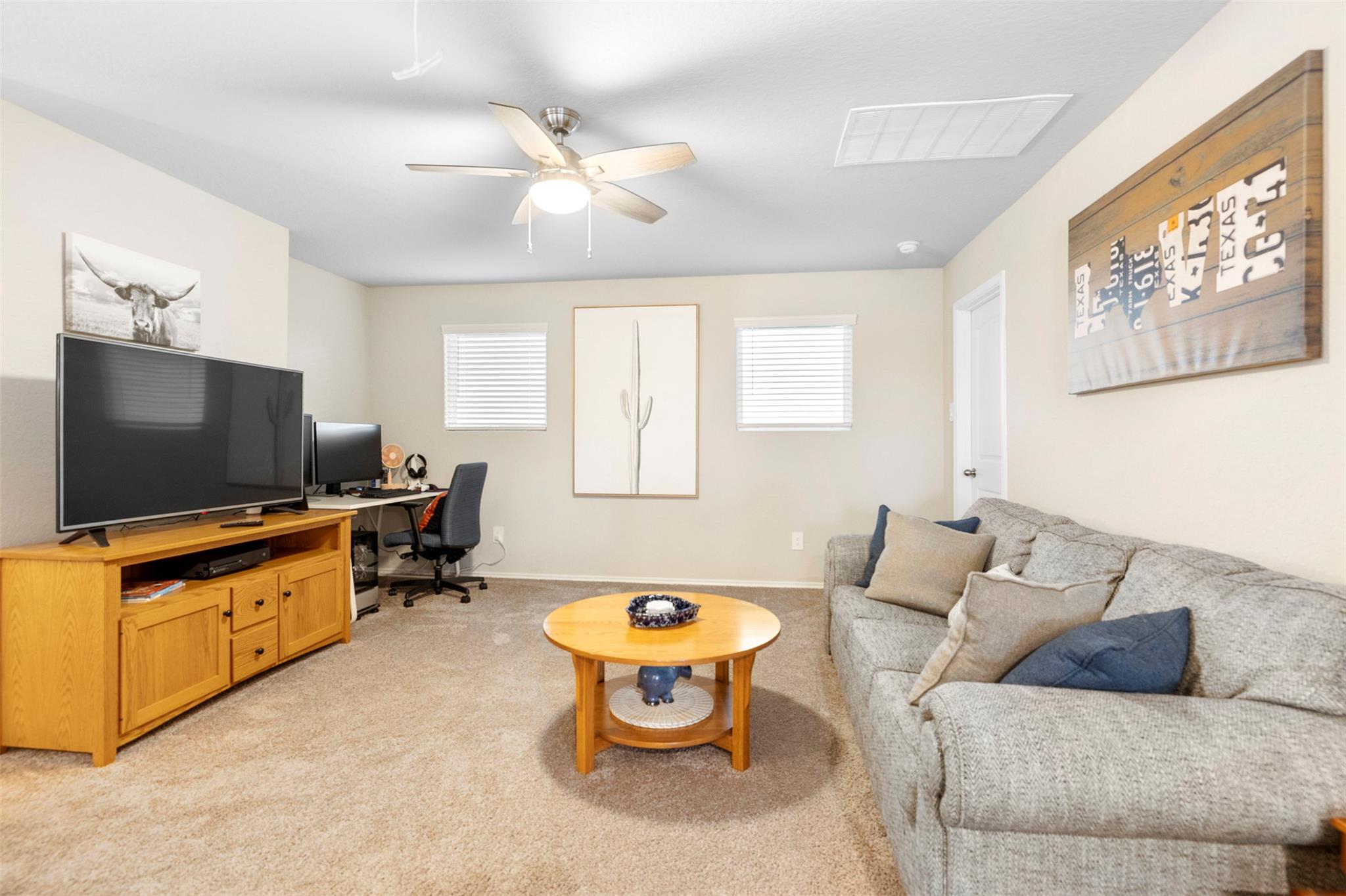700 Ridge View, Seguin, TX 78155