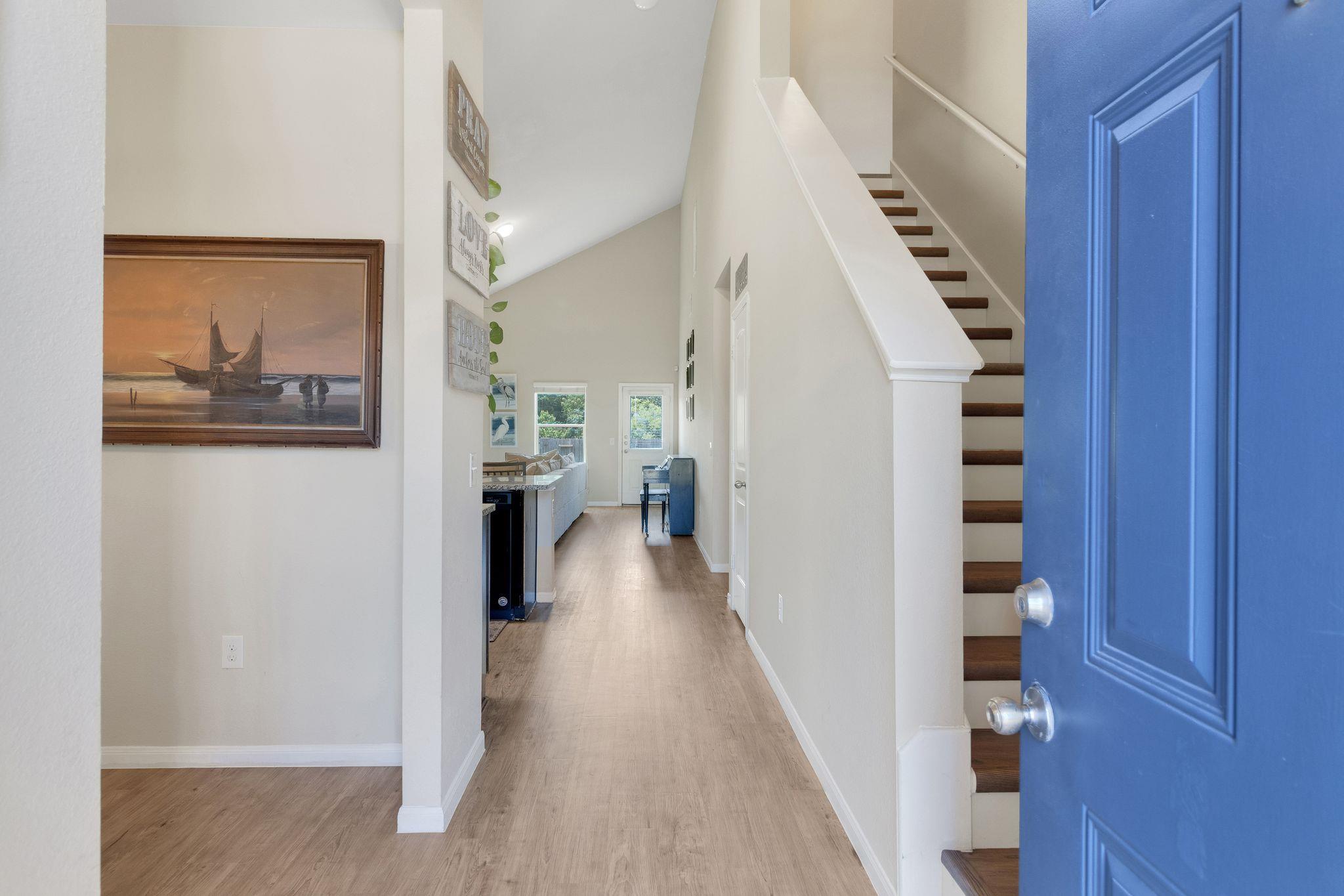 603 Luna Vista Dr, Hutto, TX 78634