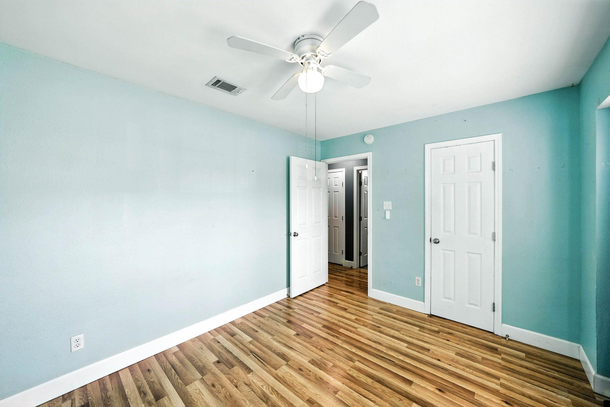 1717 NW Fleischer Dr NW, Pflugerville, TX 78728