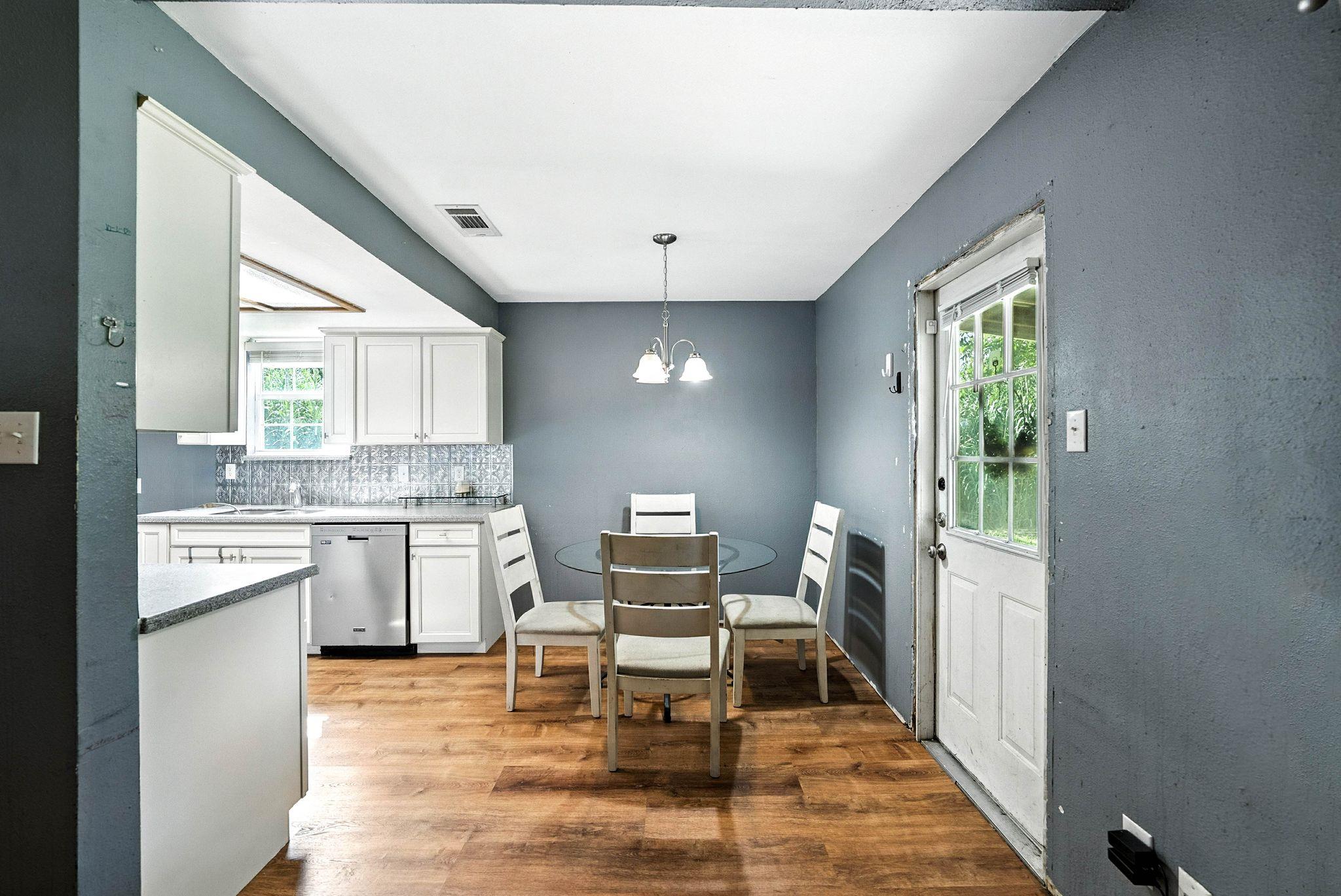 1717 NW Fleischer Dr NW, Pflugerville, TX 78728