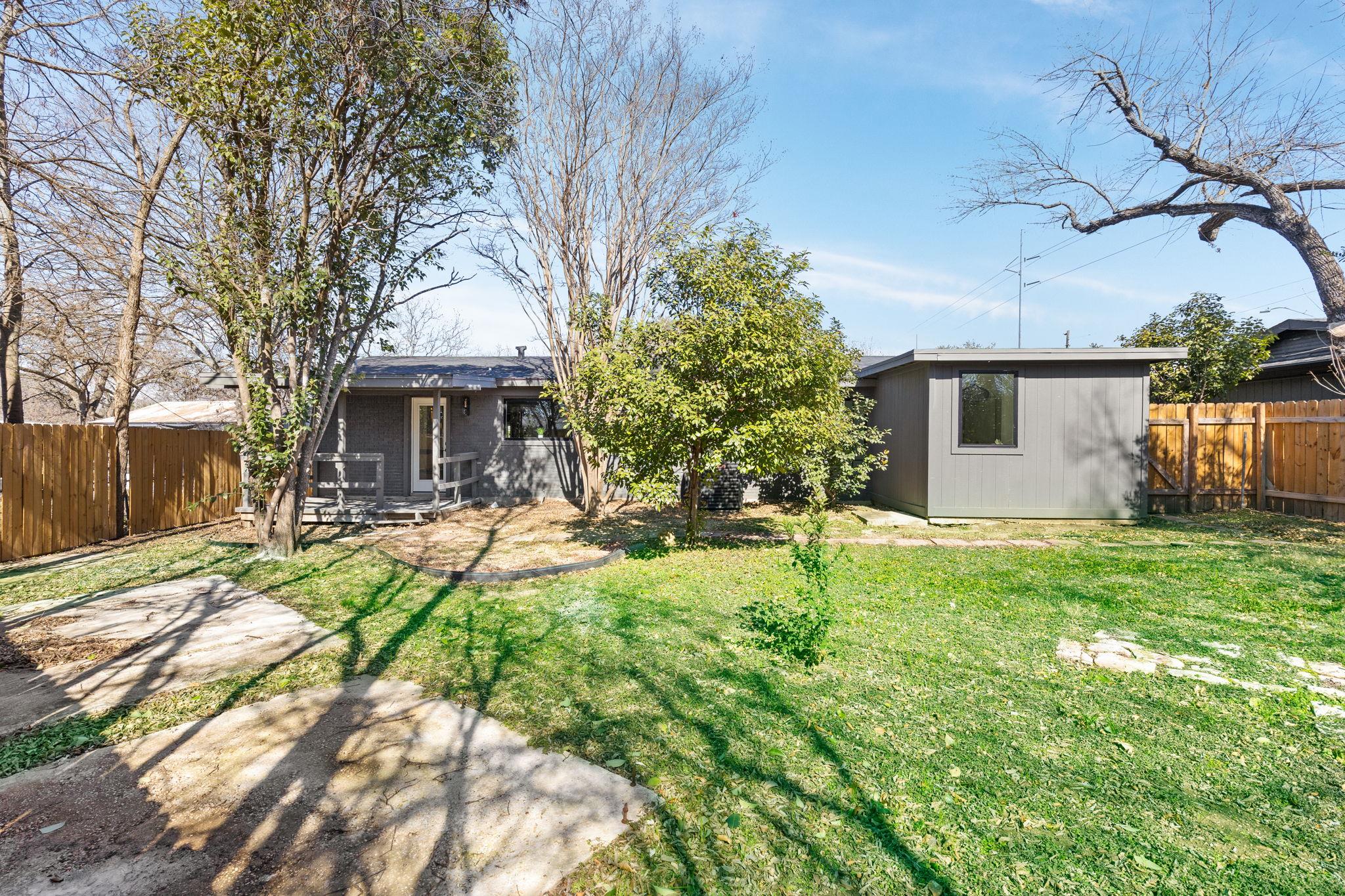 2105 Brunswick, Austin, TX 78723
