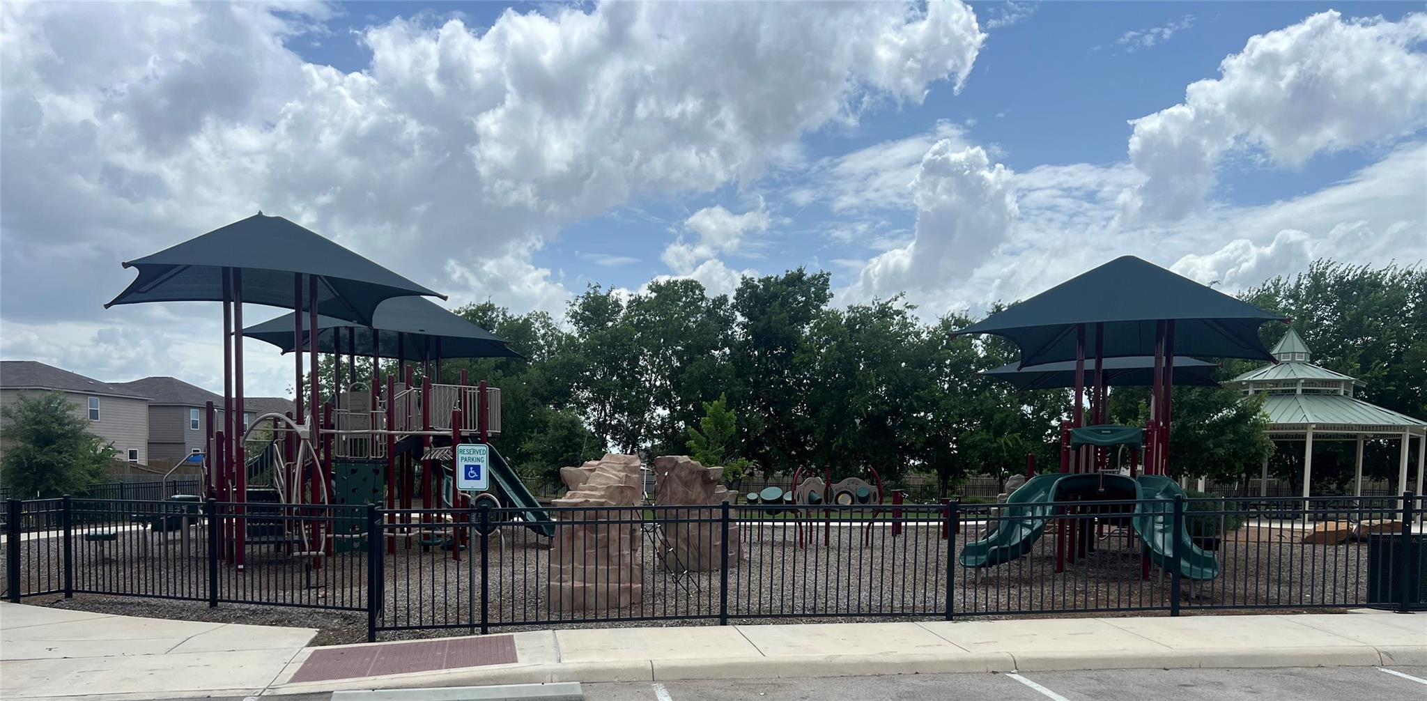 3966 Trail De Paris, New Braunfels, TX 78132