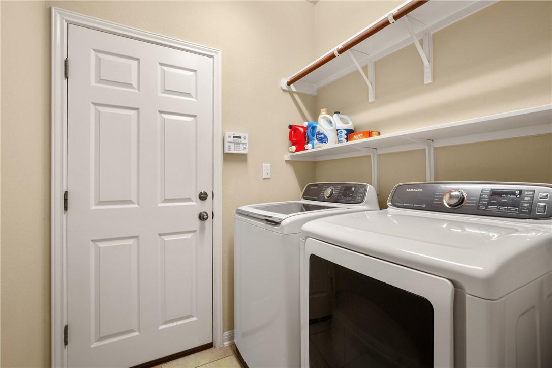 2820 Garnet Ridge Dr, Leander, TX 78641