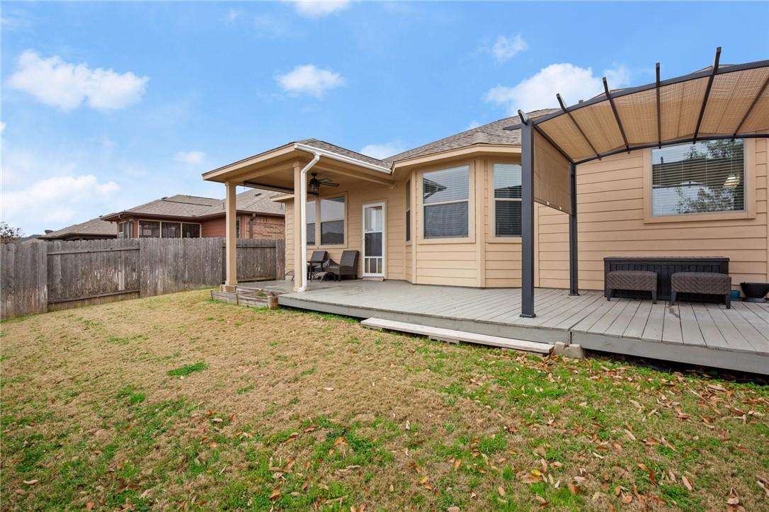 2820 Garnet Ridge Dr, Leander, TX 78641