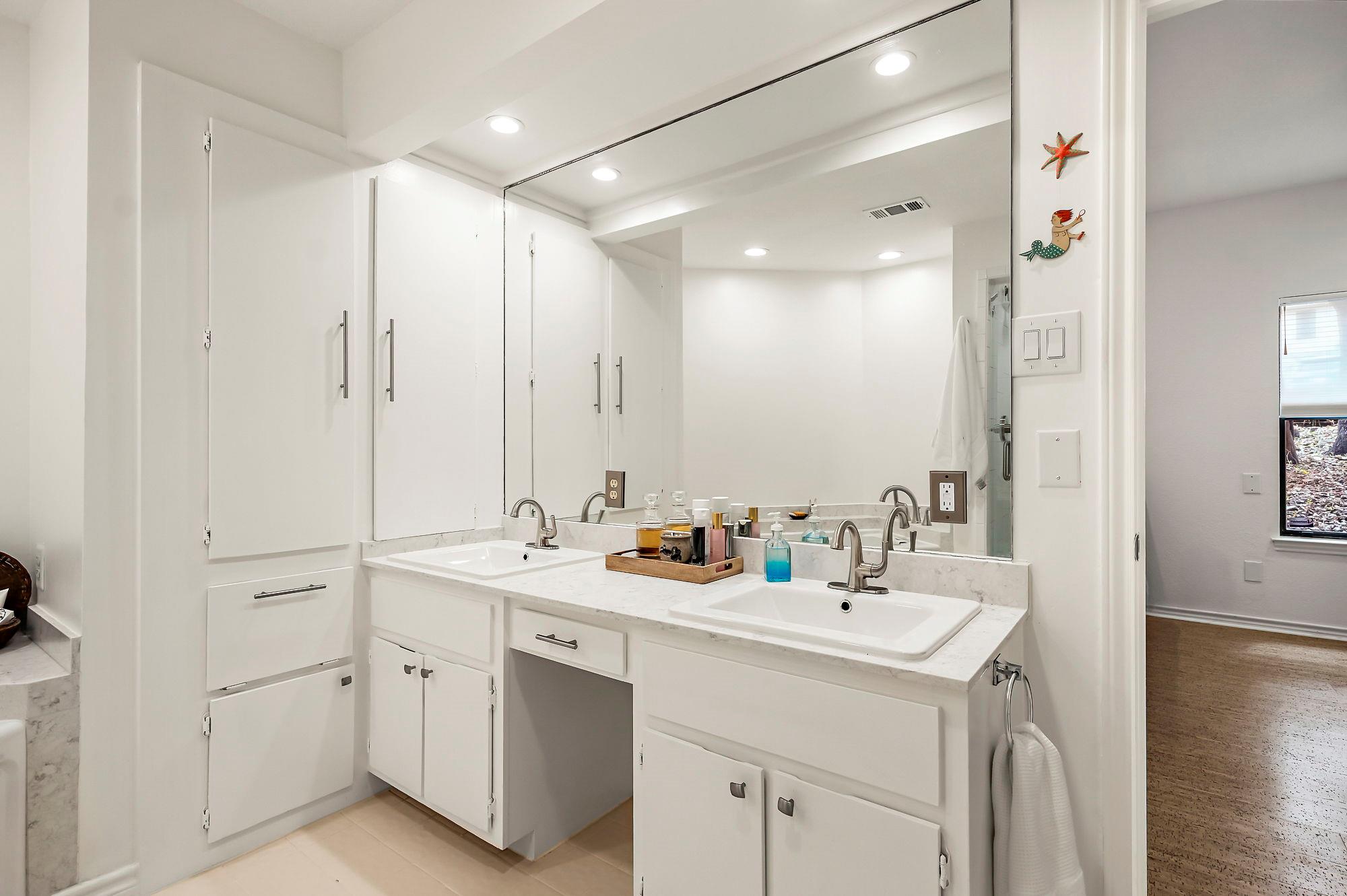 8200 Neely Dr # 119, Austin, TX 78759
