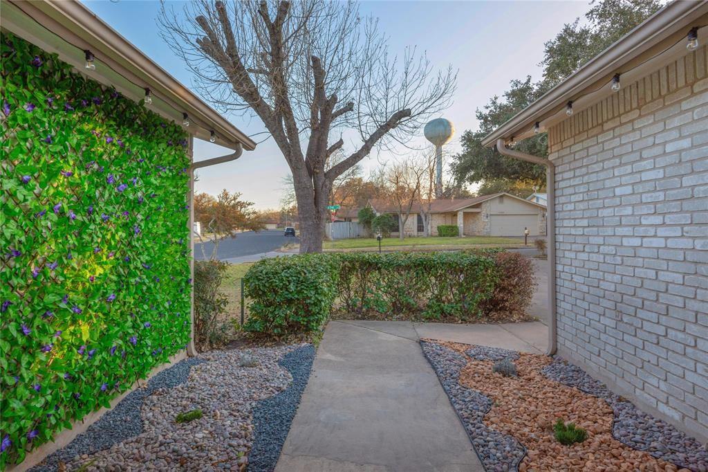 11200 Iron Oak Trl, Austin, TX 78750
