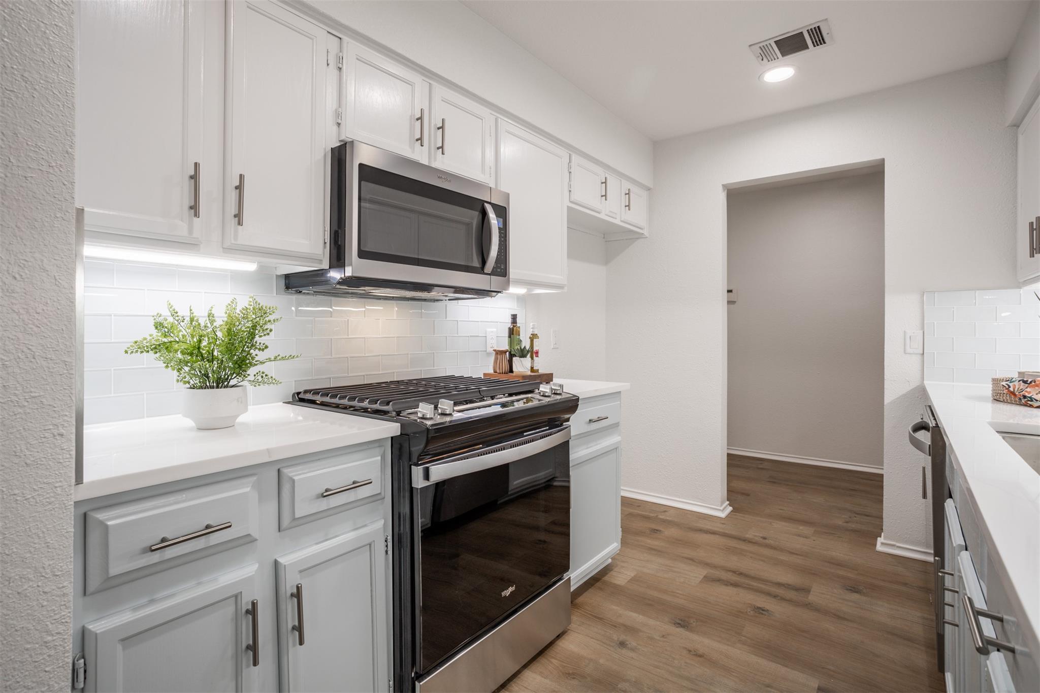 5720 Shreveport Dr, Austin, TX 78727