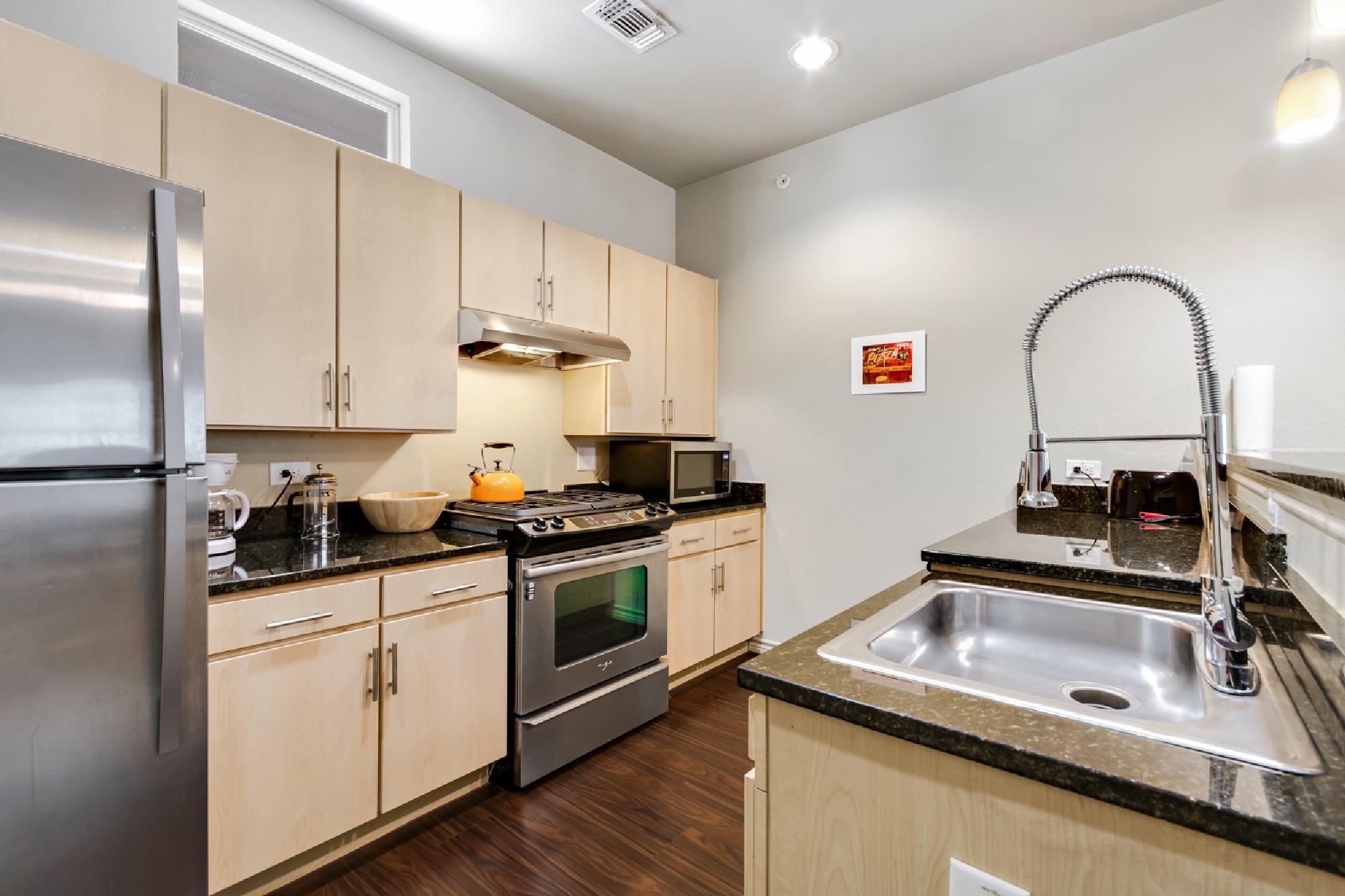 2606 Wilson St # 301, Austin, TX 78704