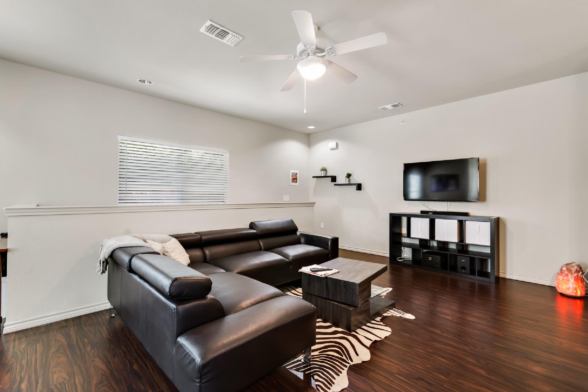 2606 Wilson St # 301, Austin, TX 78704