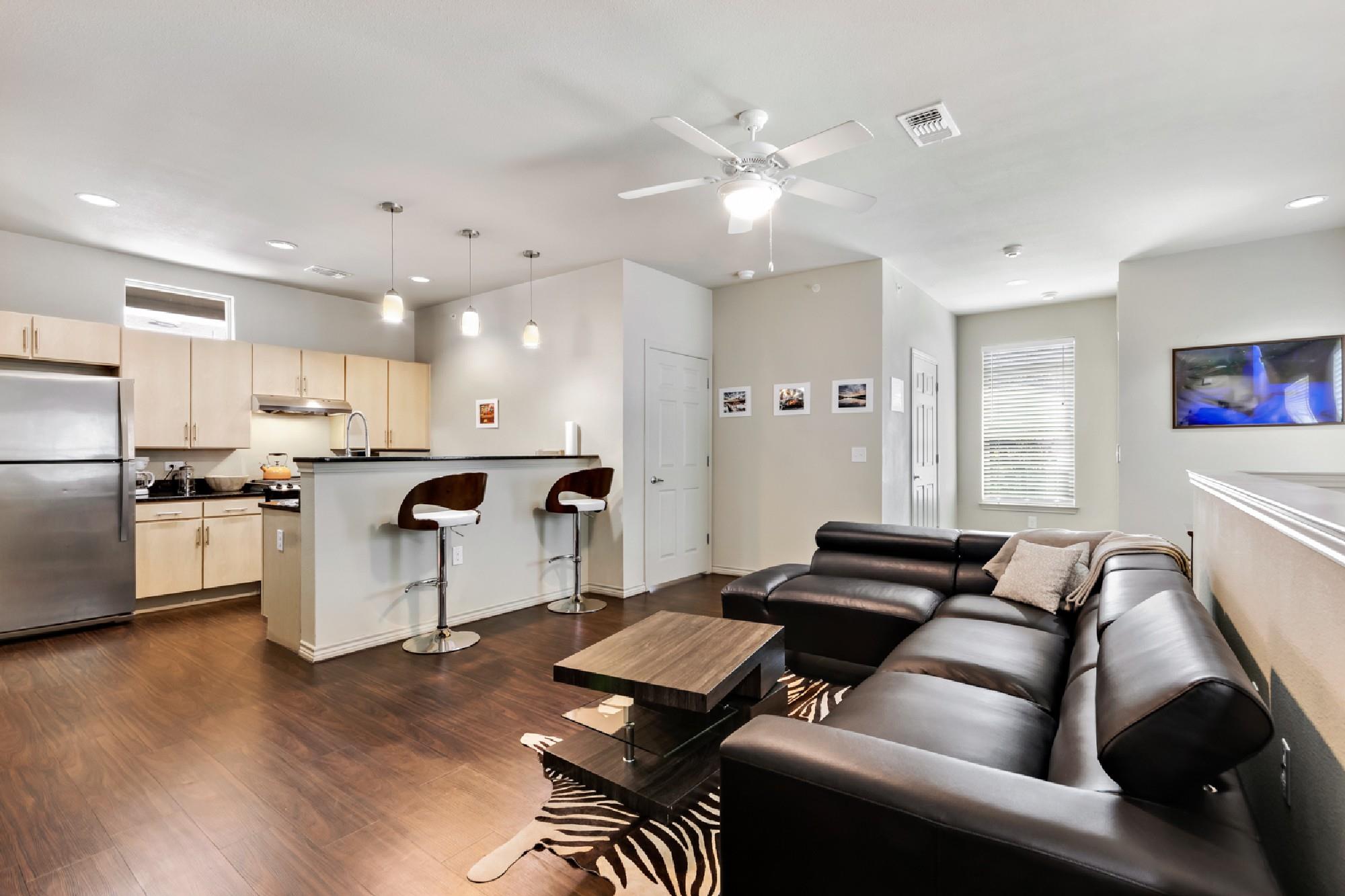 2606 Wilson St # 301, Austin, TX 78704