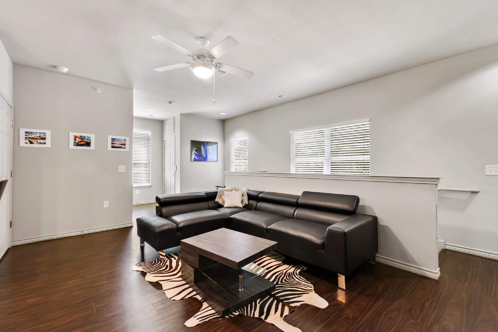 2606 Wilson St # 301, Austin, TX 78704