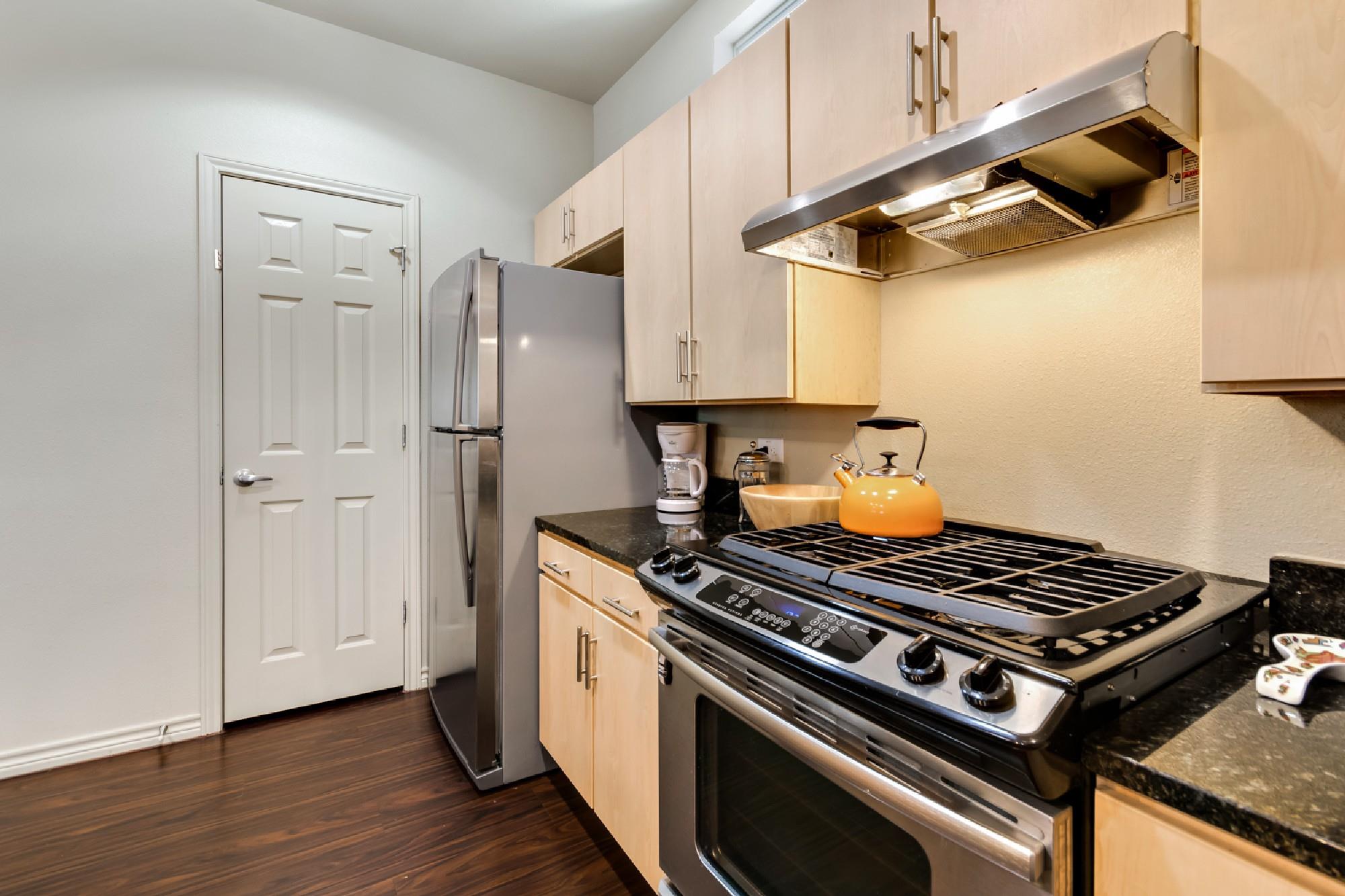 2606 Wilson St # 301, Austin, TX 78704