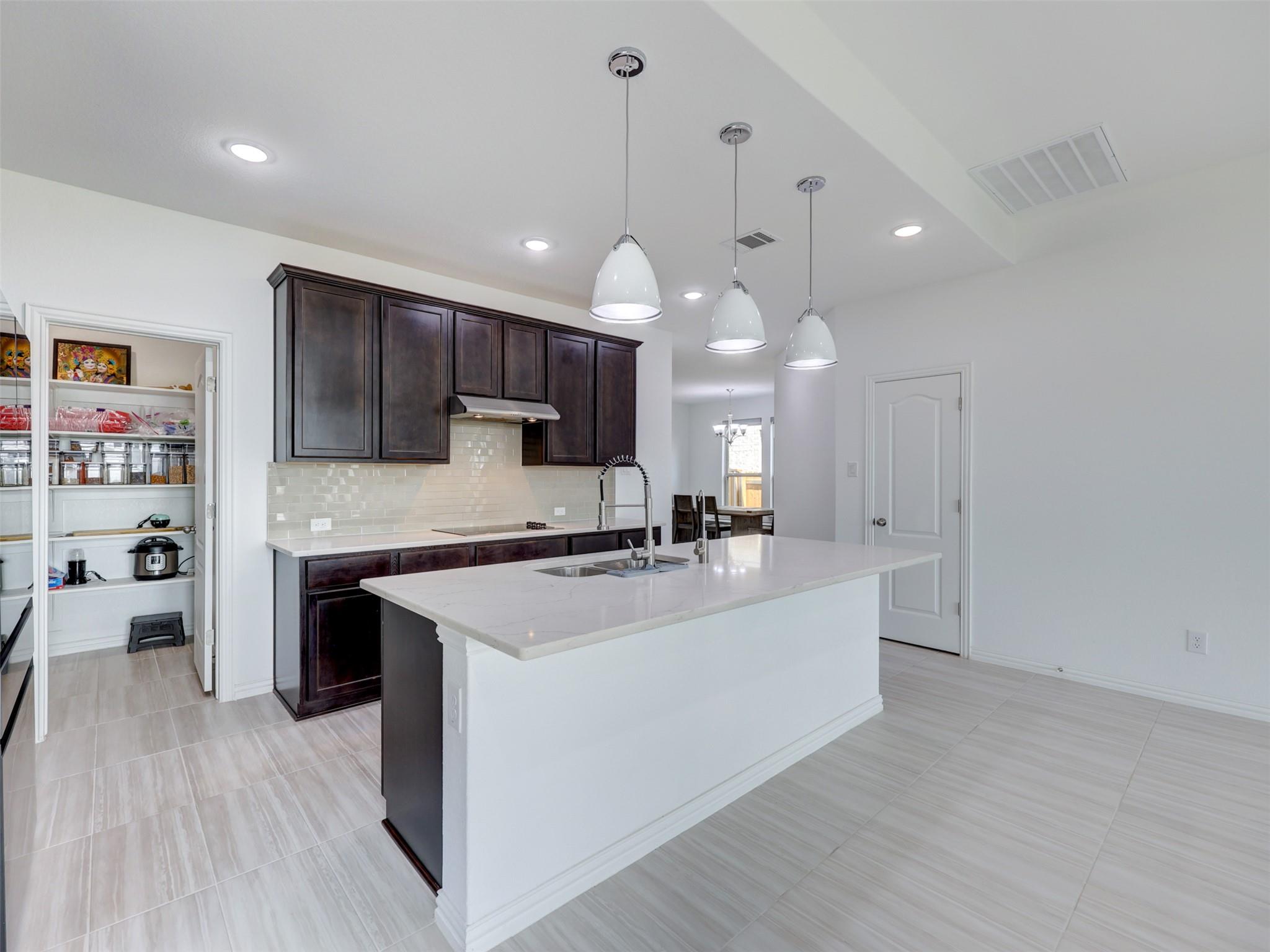 617 Silent Creek Cv, Georgetown, TX 78628