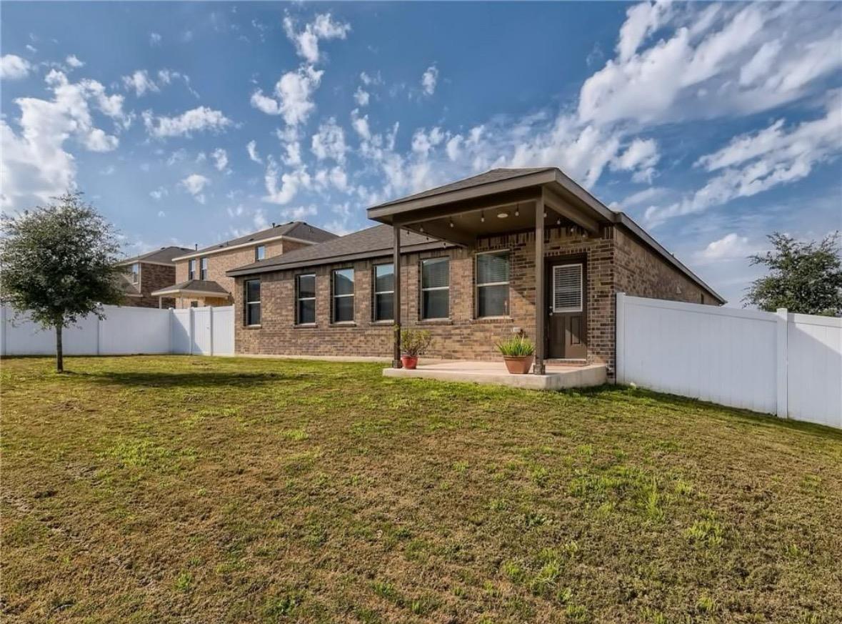 10921 Zoeller Dr, Austin, TX 78747