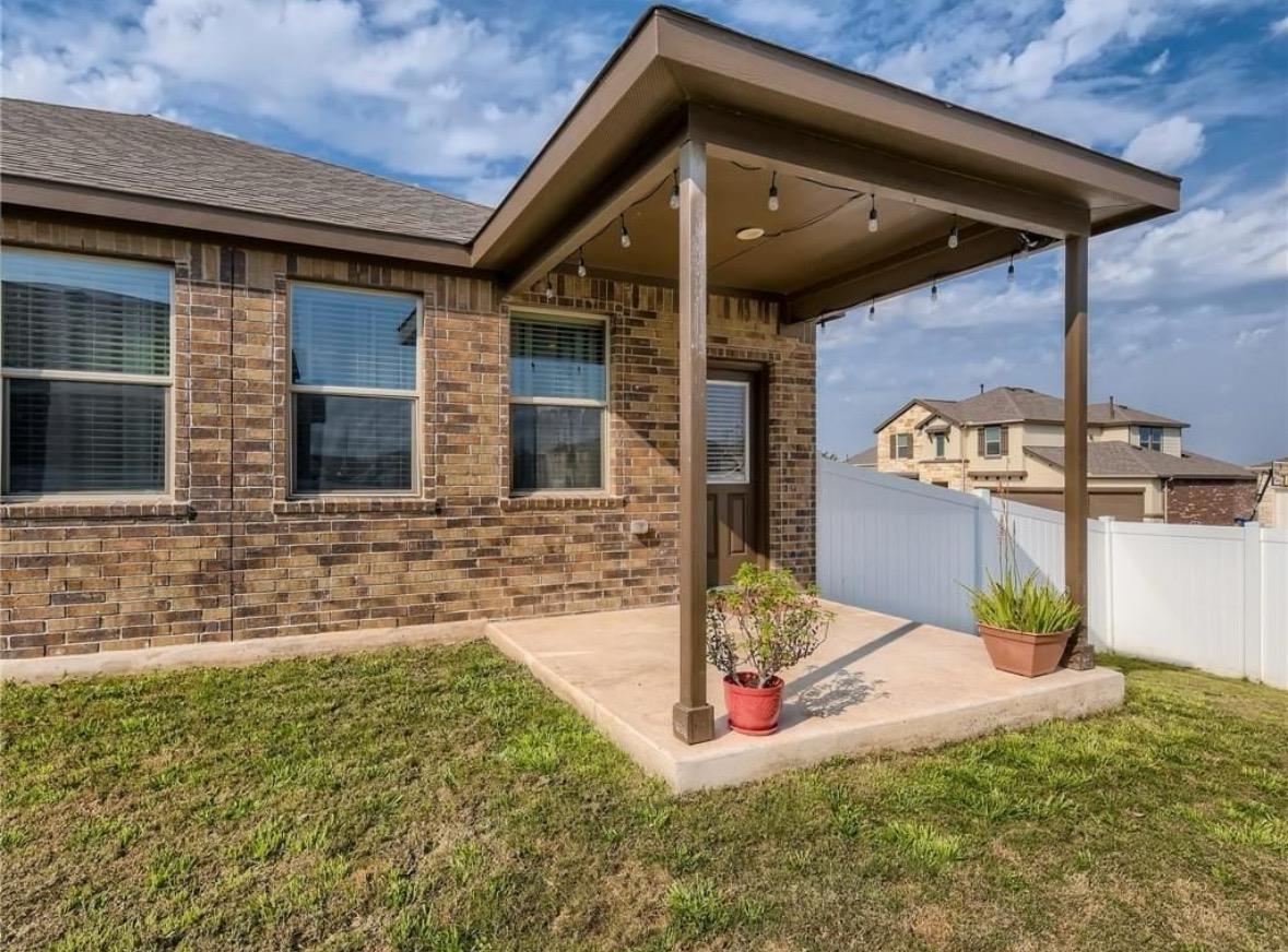 10921 Zoeller Dr, Austin, TX 78747