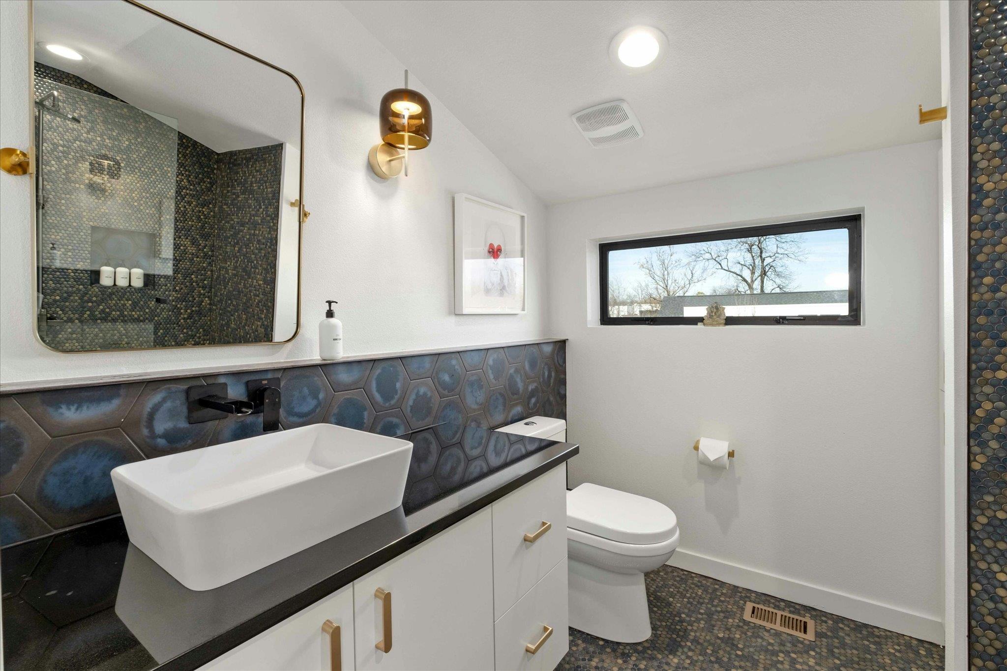 1100 Brass St # 1, Austin, TX 78702
