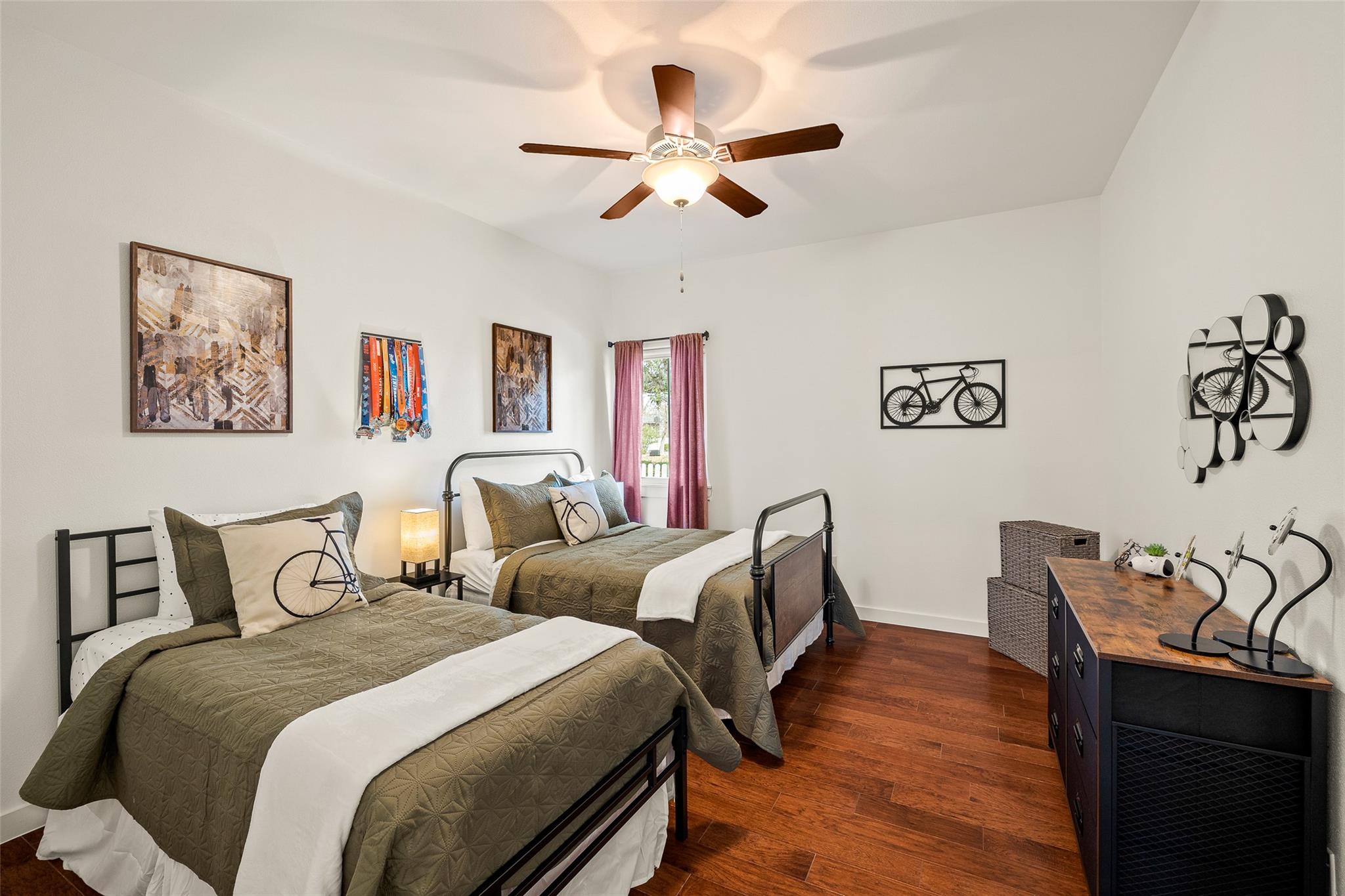 435 Hays St, Dripping Springs, TX 78620