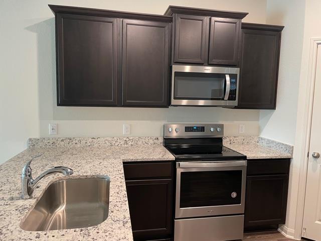 14217 Prairie Sod Ln, Elgin, TX 78621