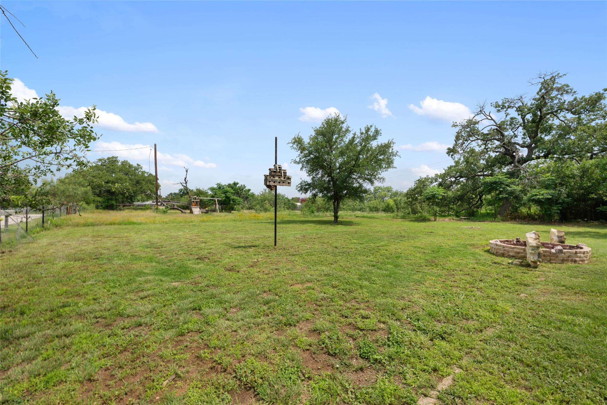 1418 Kingshill Dr, Granite Shoals, TX 78654