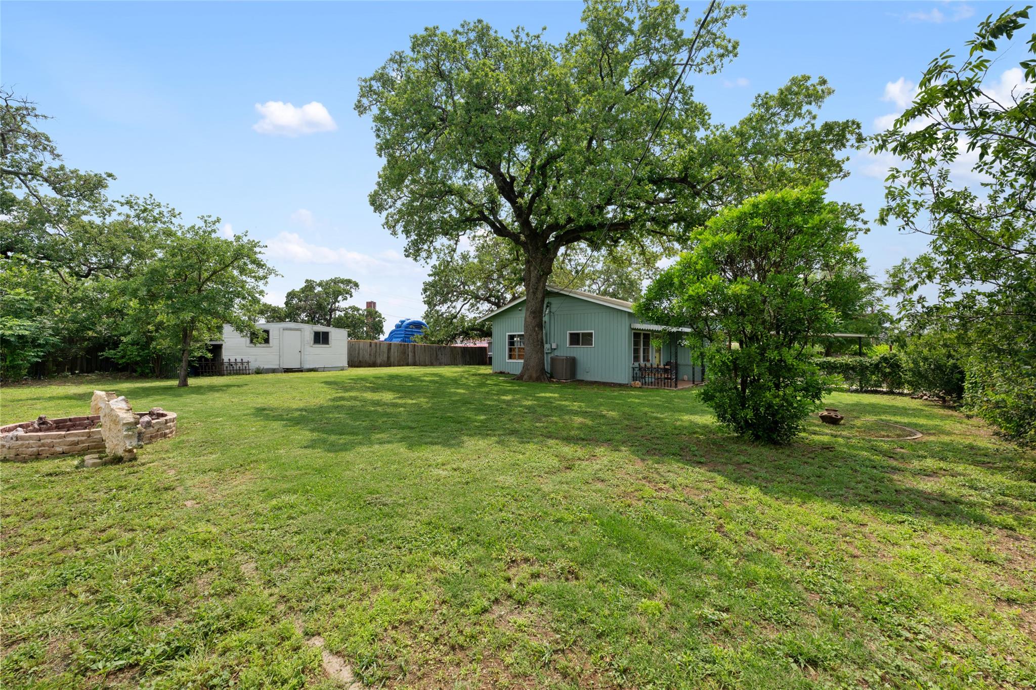 1418 Kingshill Dr, Granite Shoals, TX 78654