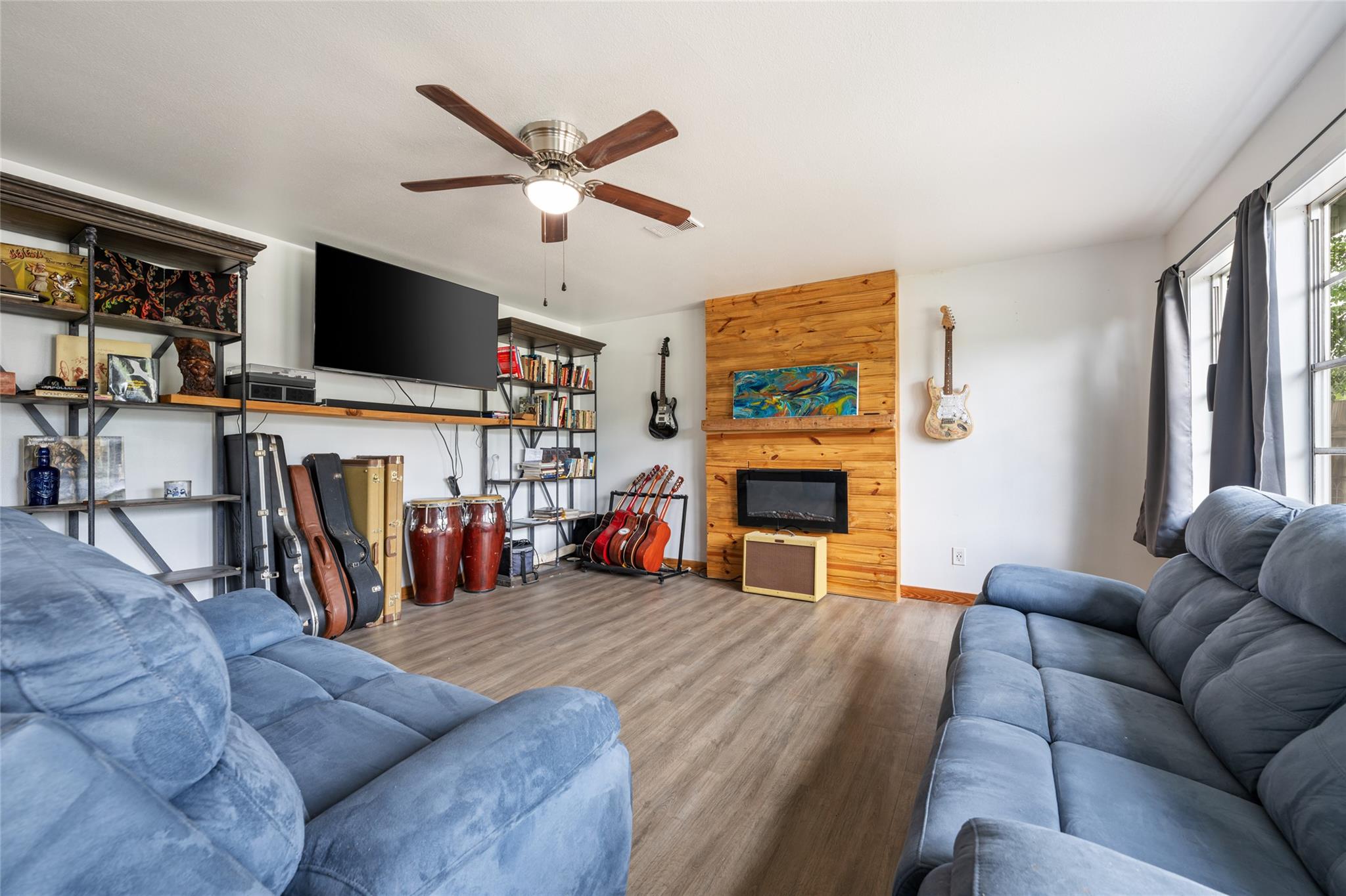 1418 Kingshill Dr, Granite Shoals, TX 78654