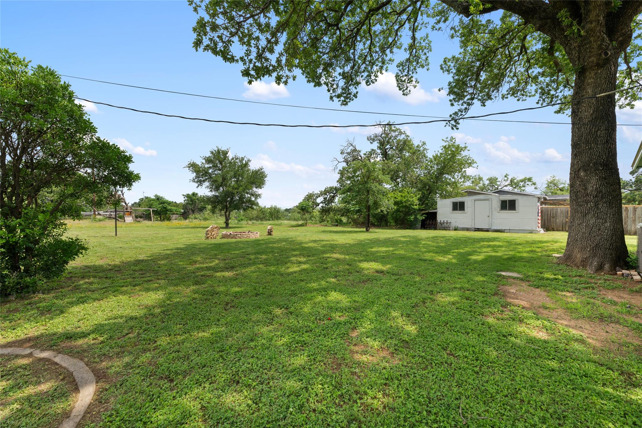 1418 Kingshill Dr, Granite Shoals, TX 78654