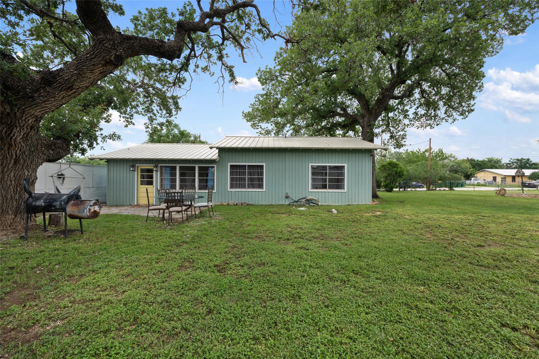 1418 Kingshill Dr, Granite Shoals, TX 78654